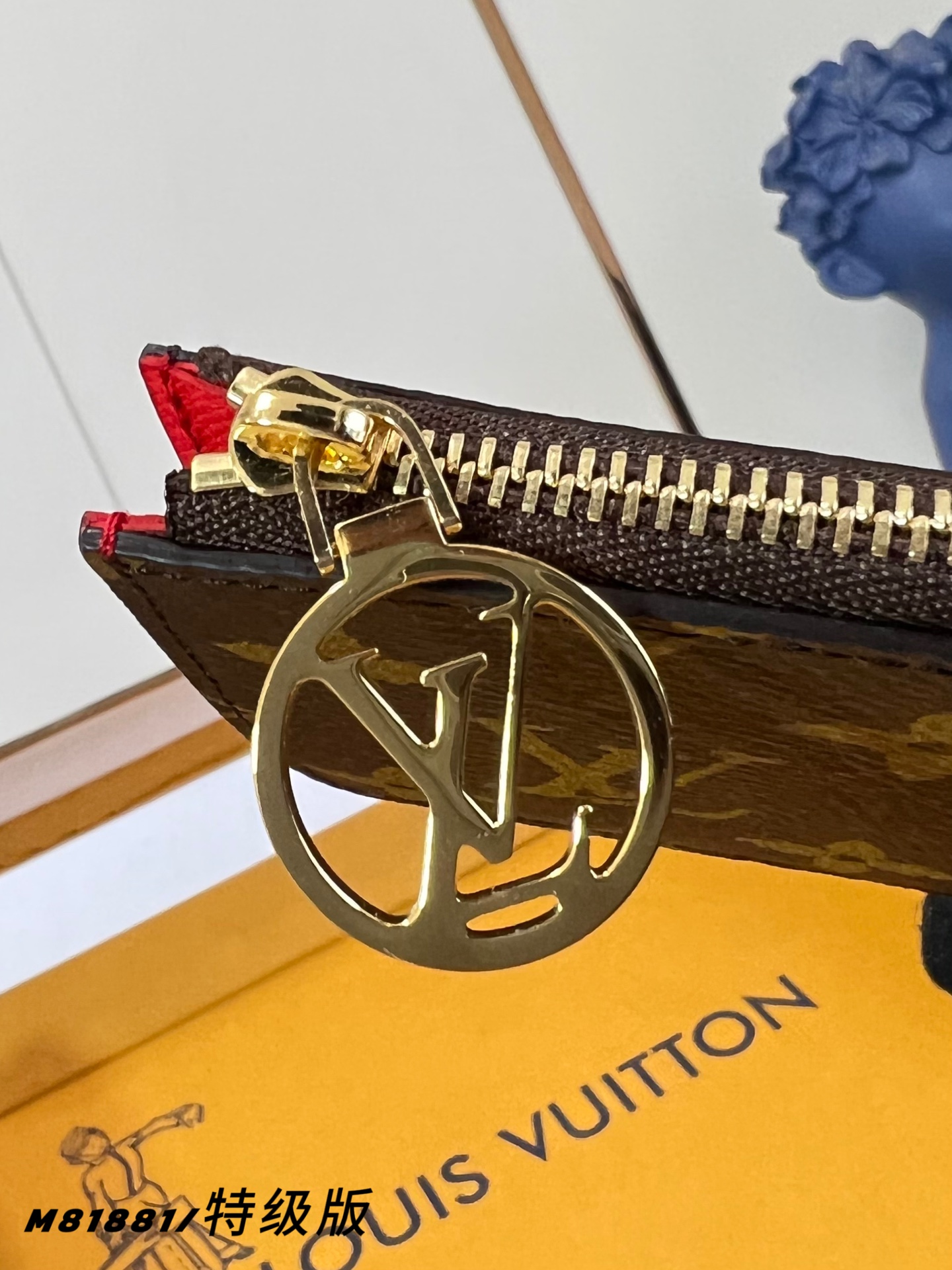 Louis Vuitton Basic Bag Canvas M-l