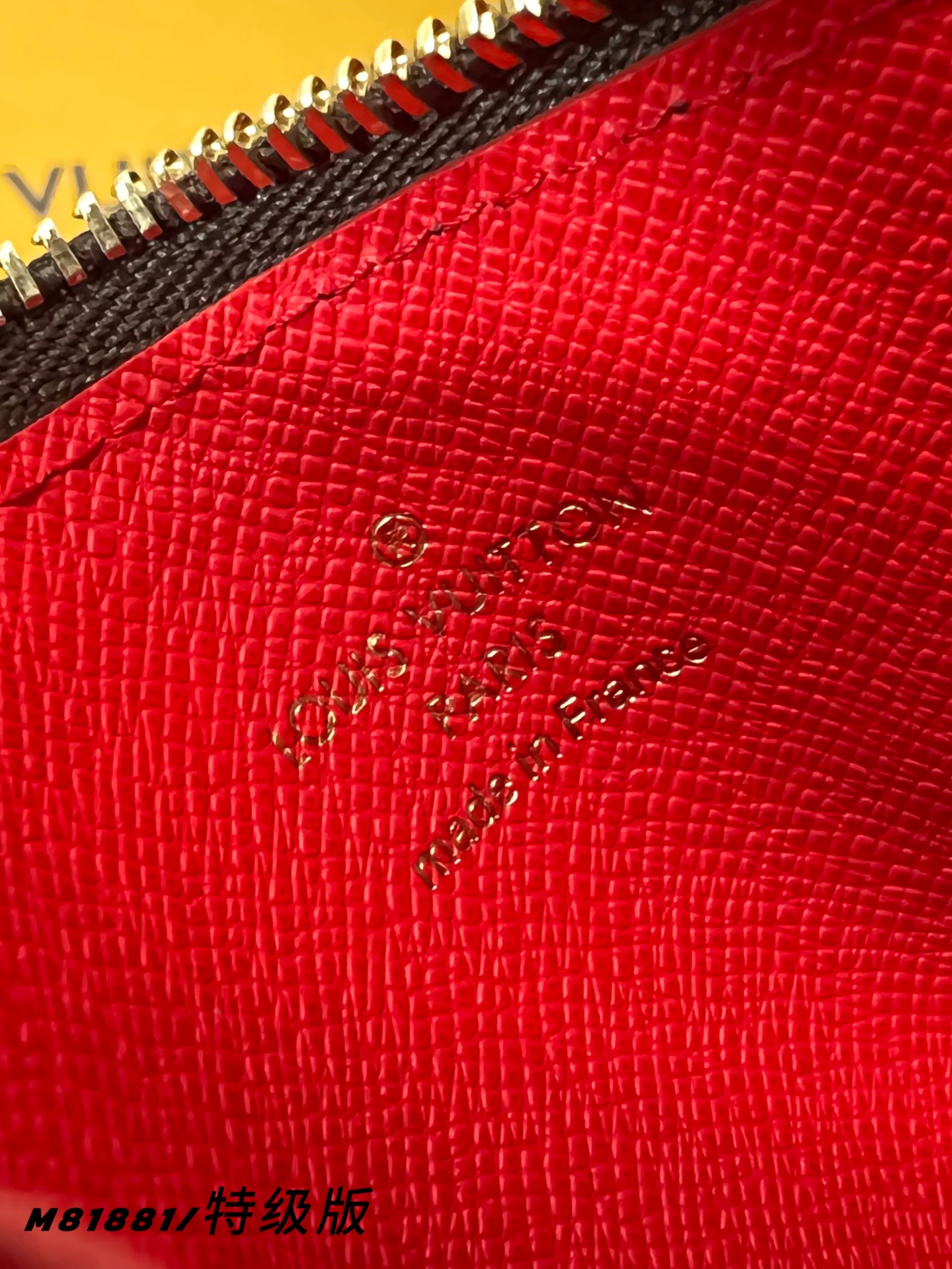 Louis Vuitton Basic Bag Canvas M-l