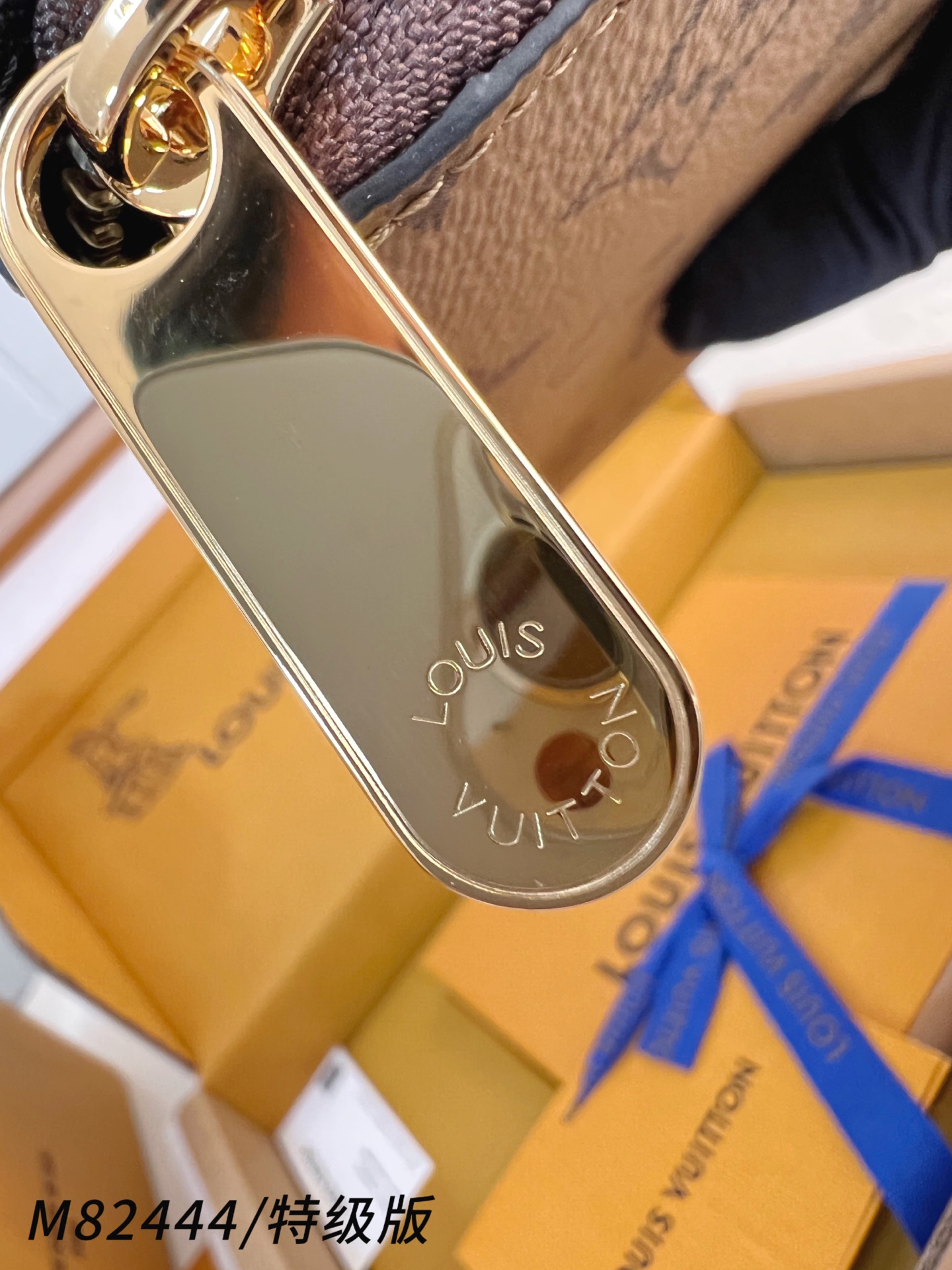 Louis Vuitton Clutch Bag Canvas M