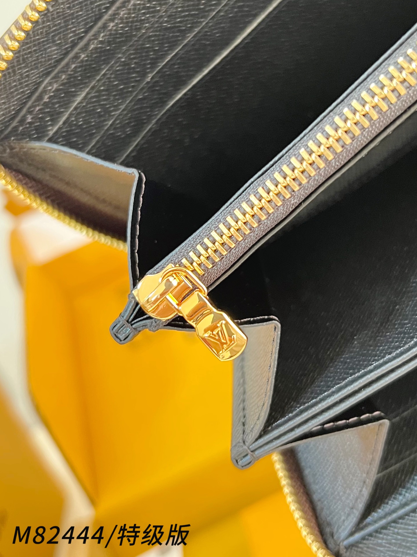 Louis Vuitton Clutch Bag Canvas M