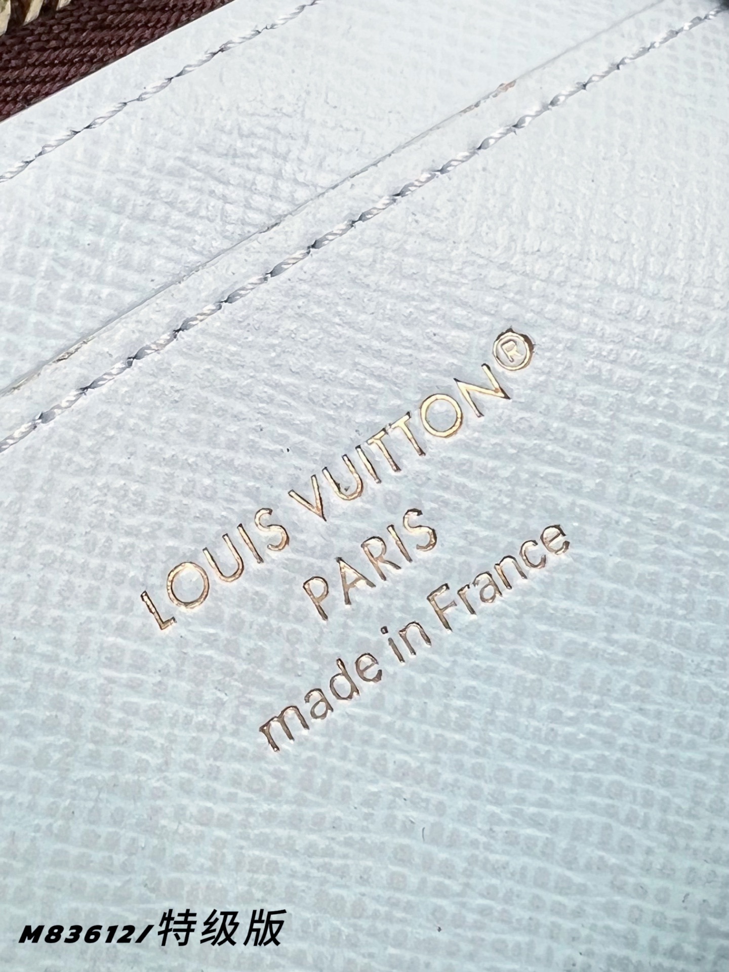 Louis Vuitton Basic Bag Canvas M