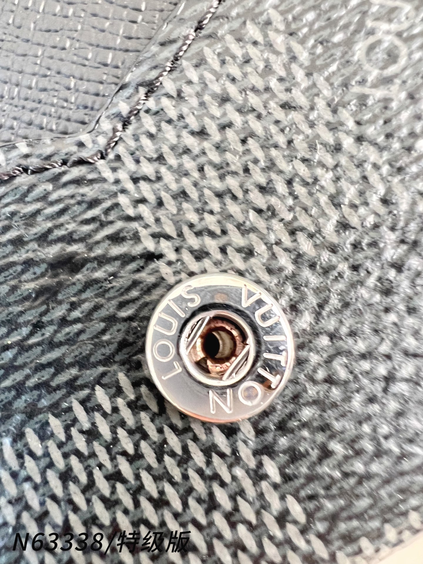 Louis Vuitton Basic Bag Canvas M-l-s