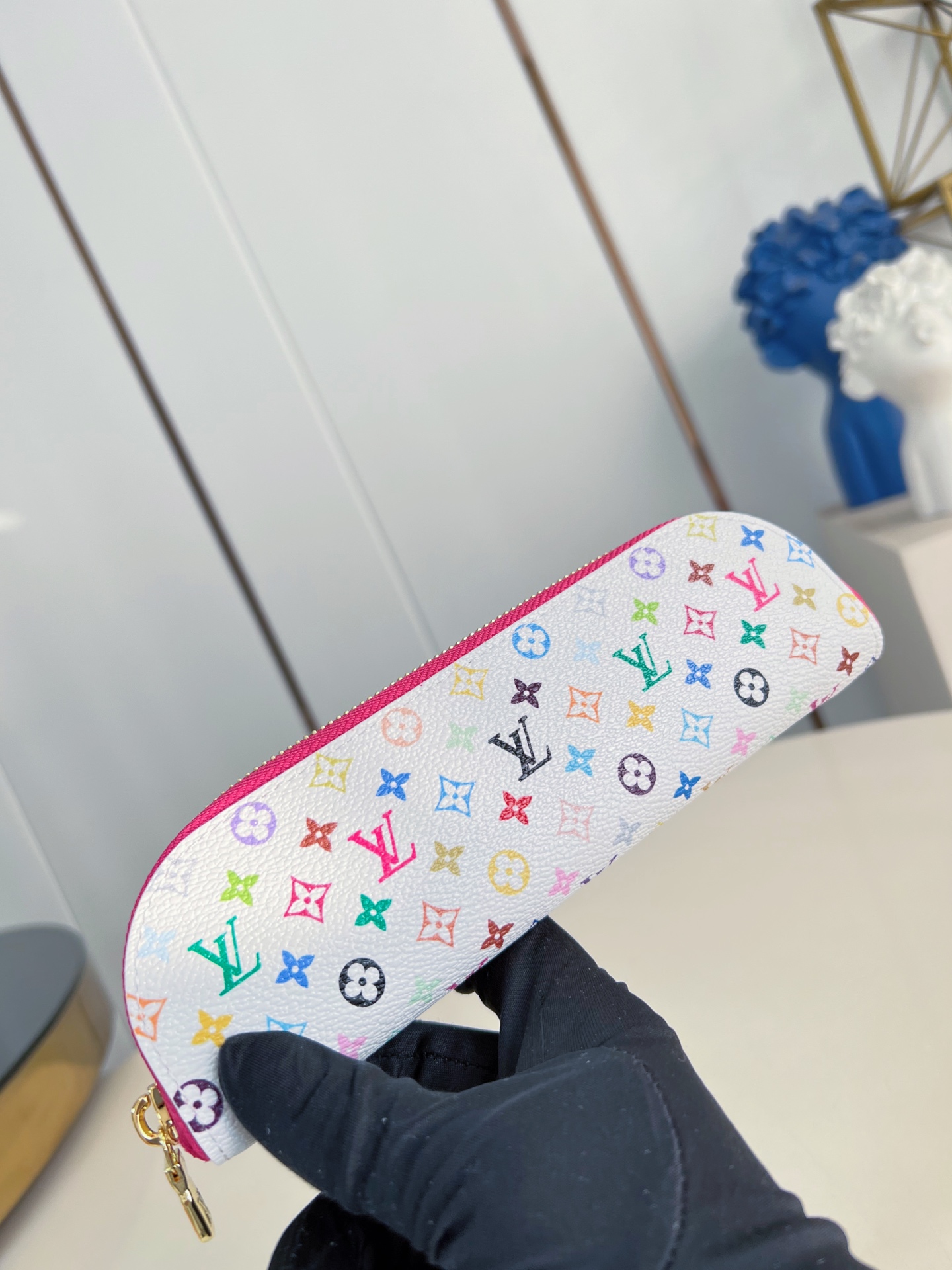 Louis Vuitton Basic Bag M-l