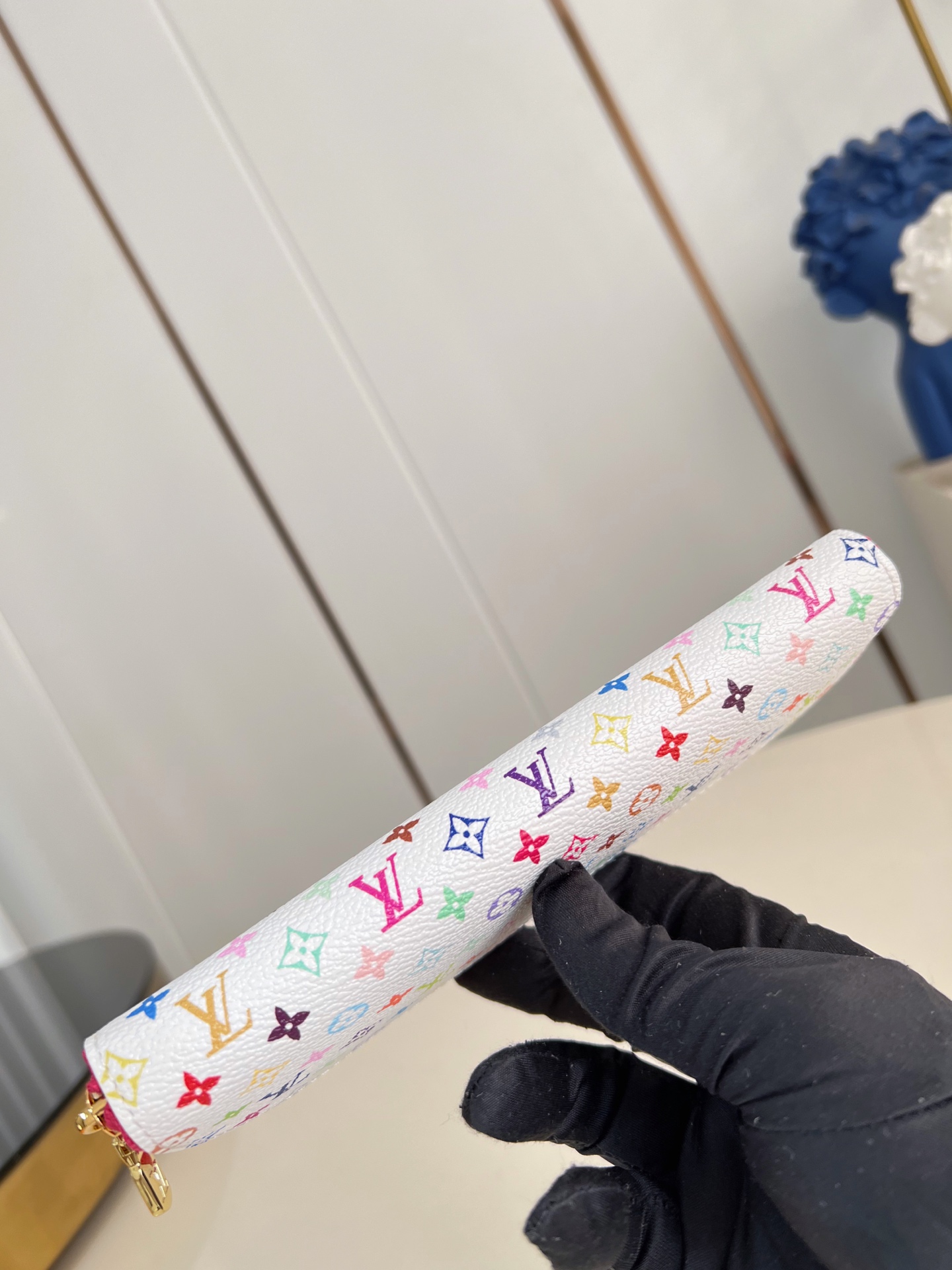 Louis Vuitton Basic Bag M-l