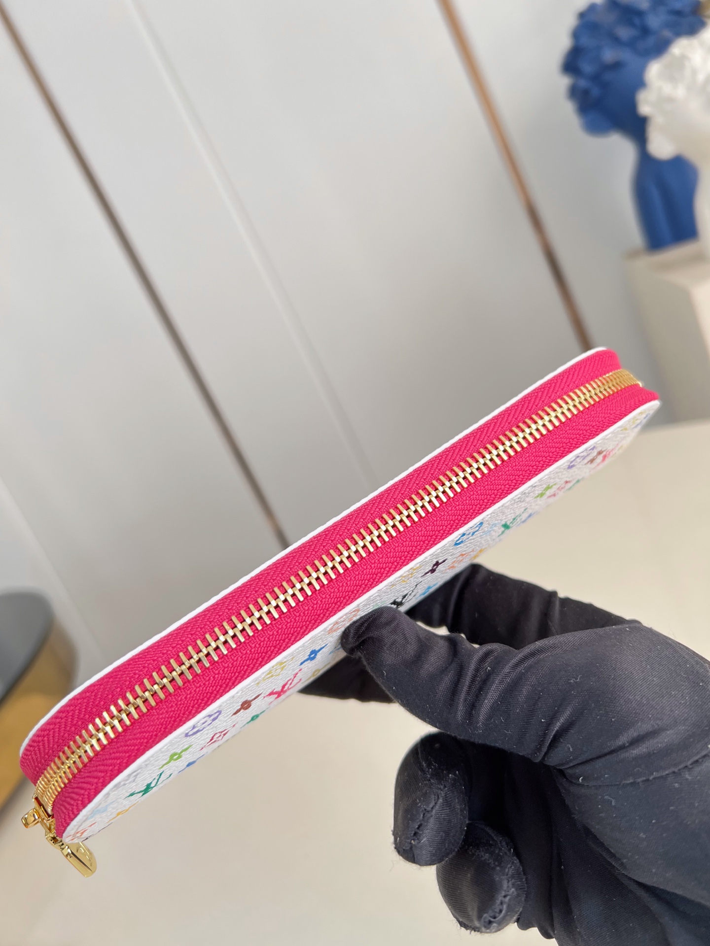 Louis Vuitton Basic Bag M-l