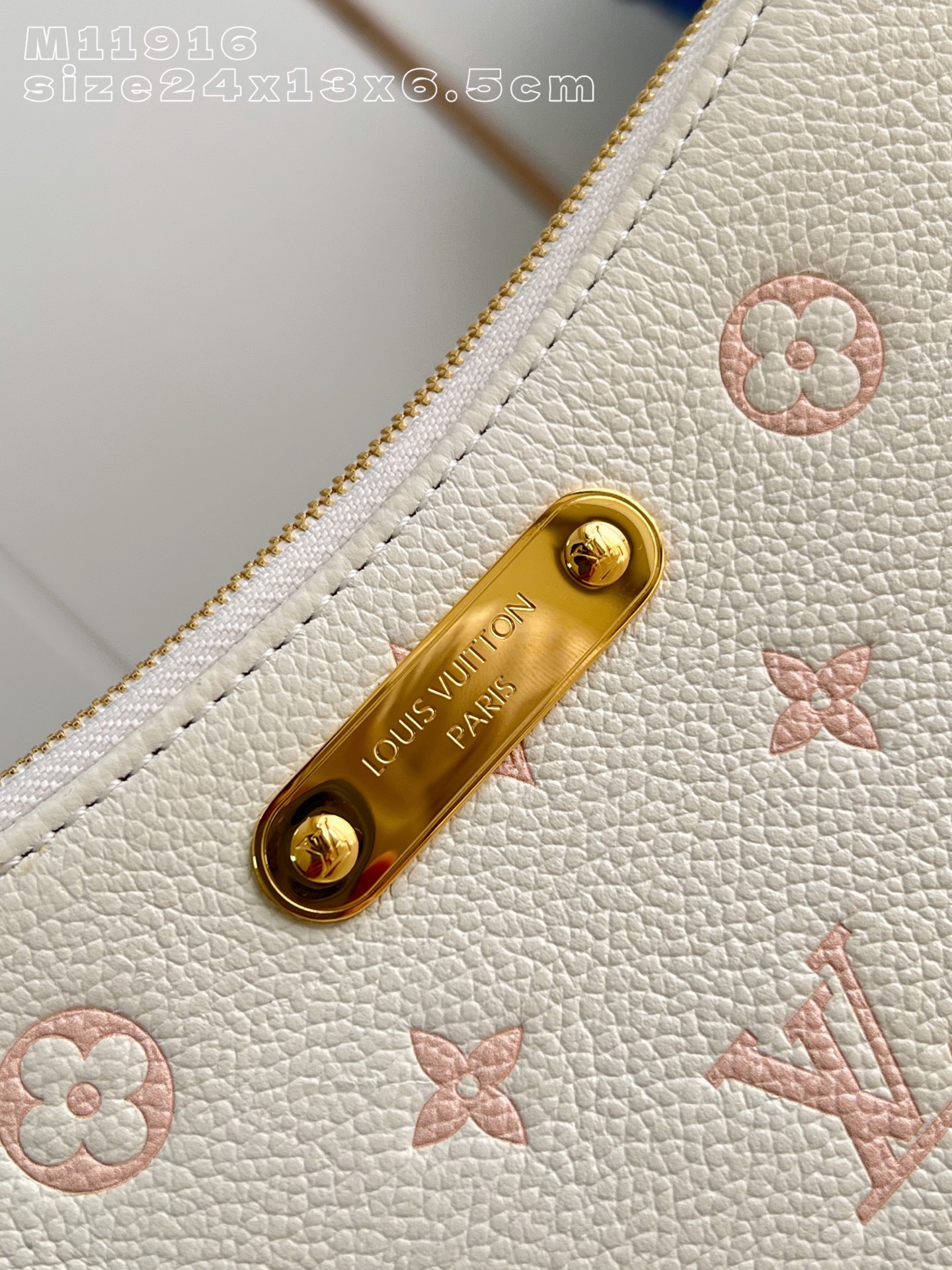 Louis Vuitton Basic Bag Cow Leather Gold M-l-s