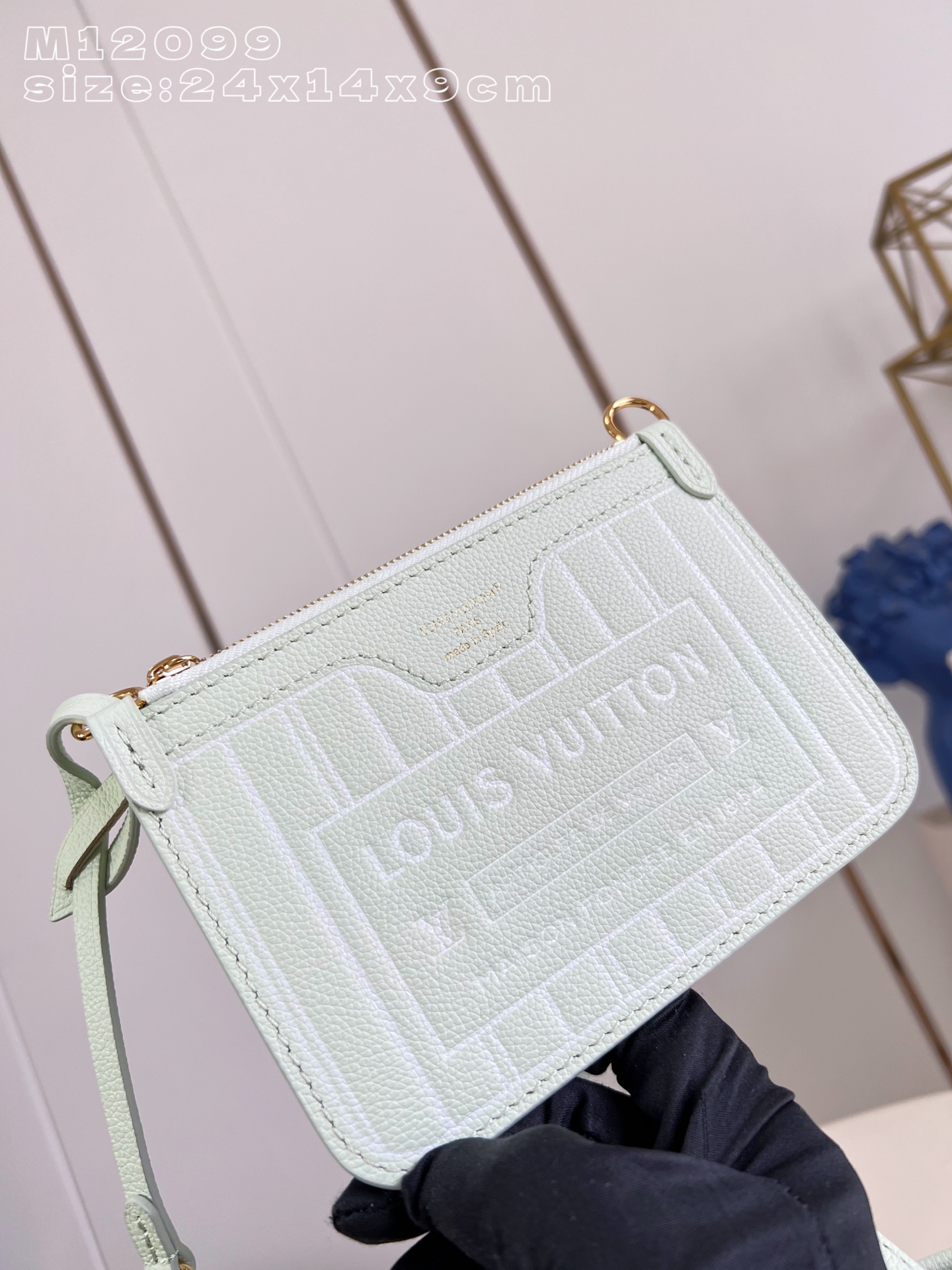 Louis Vuitton Basic Bag Canvas M-l-s