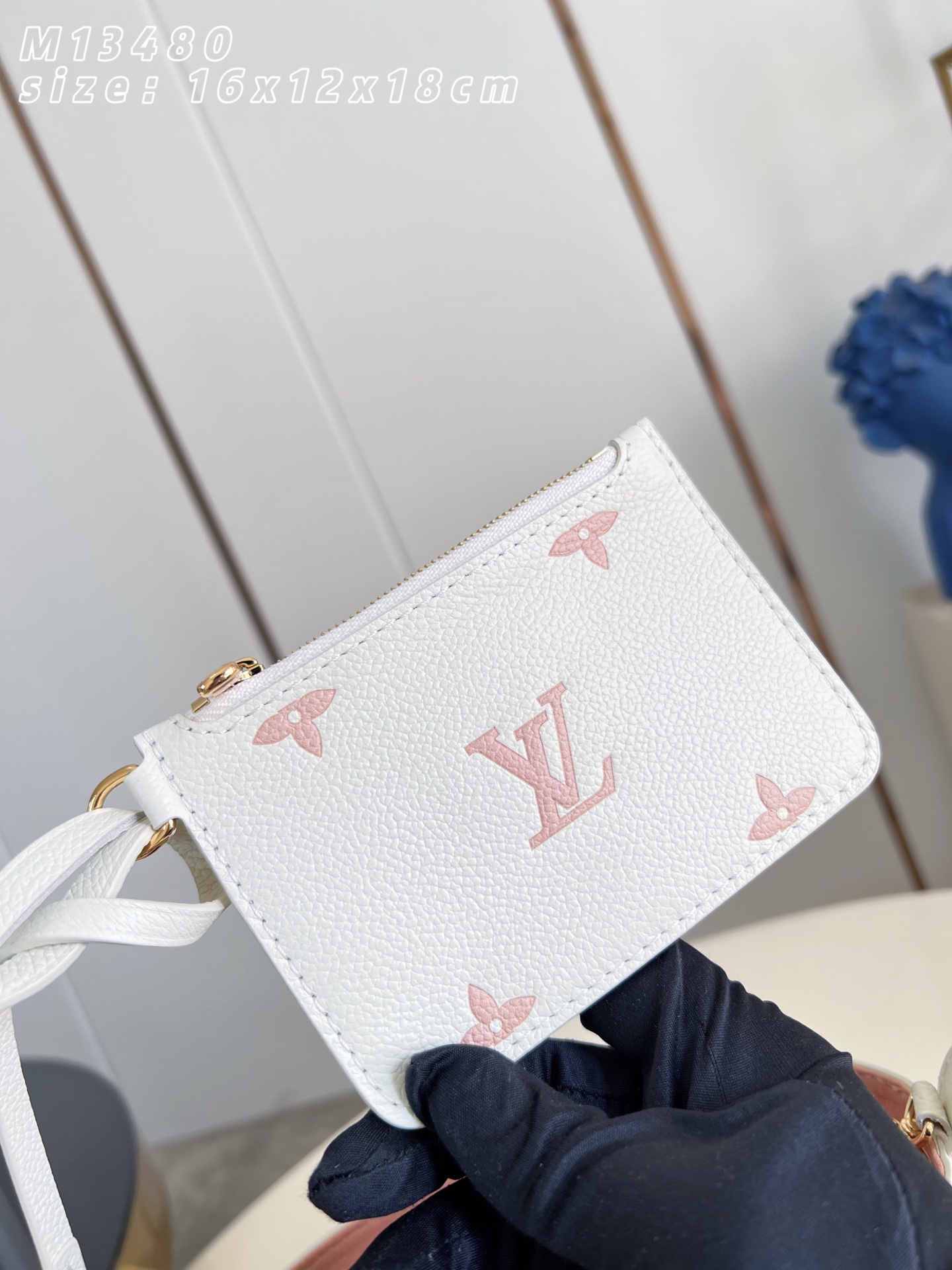 Louis Vuitton Basic Bag M-l