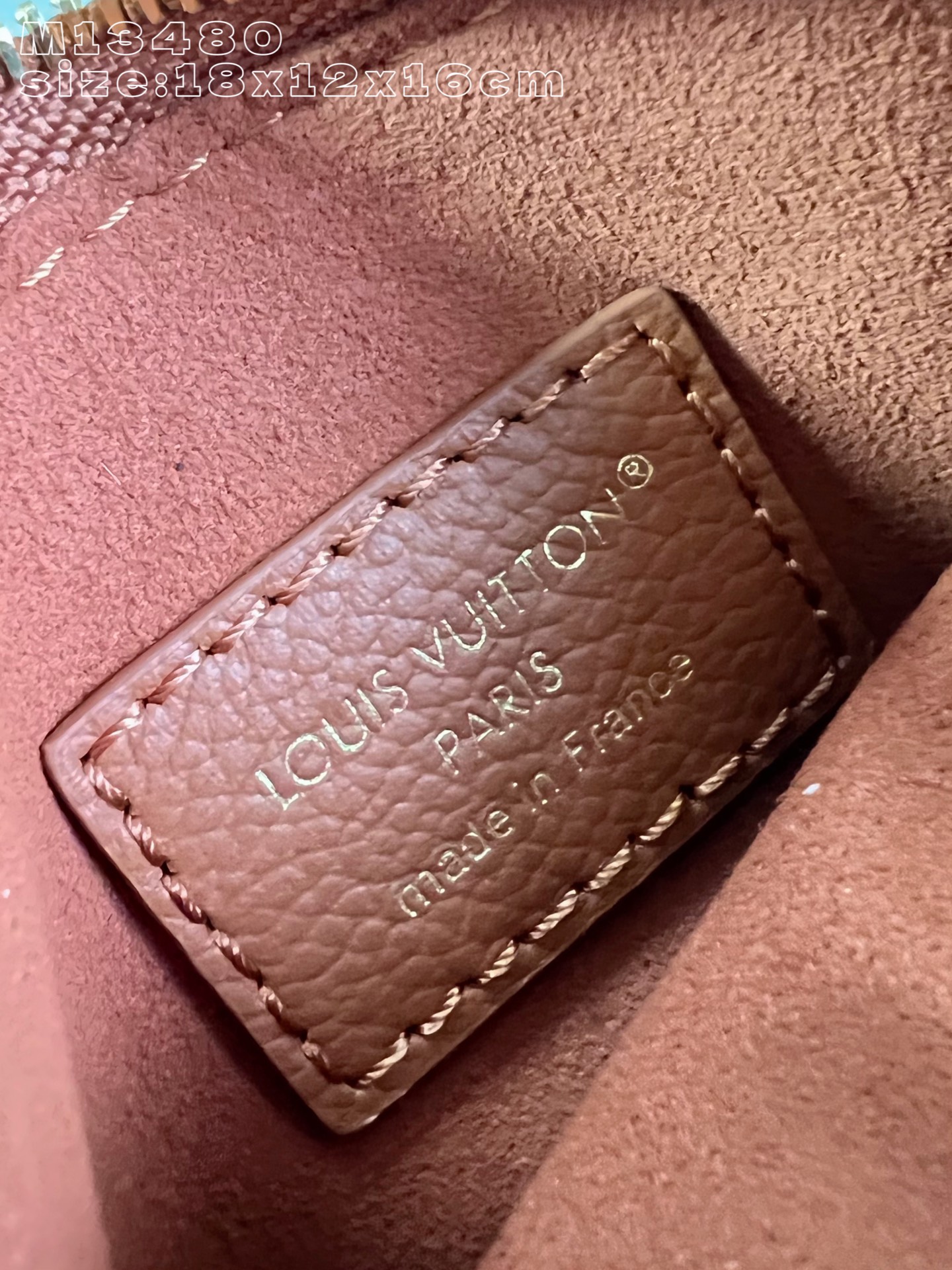 Louis Vuitton Basic Bag Cow Leather M-l