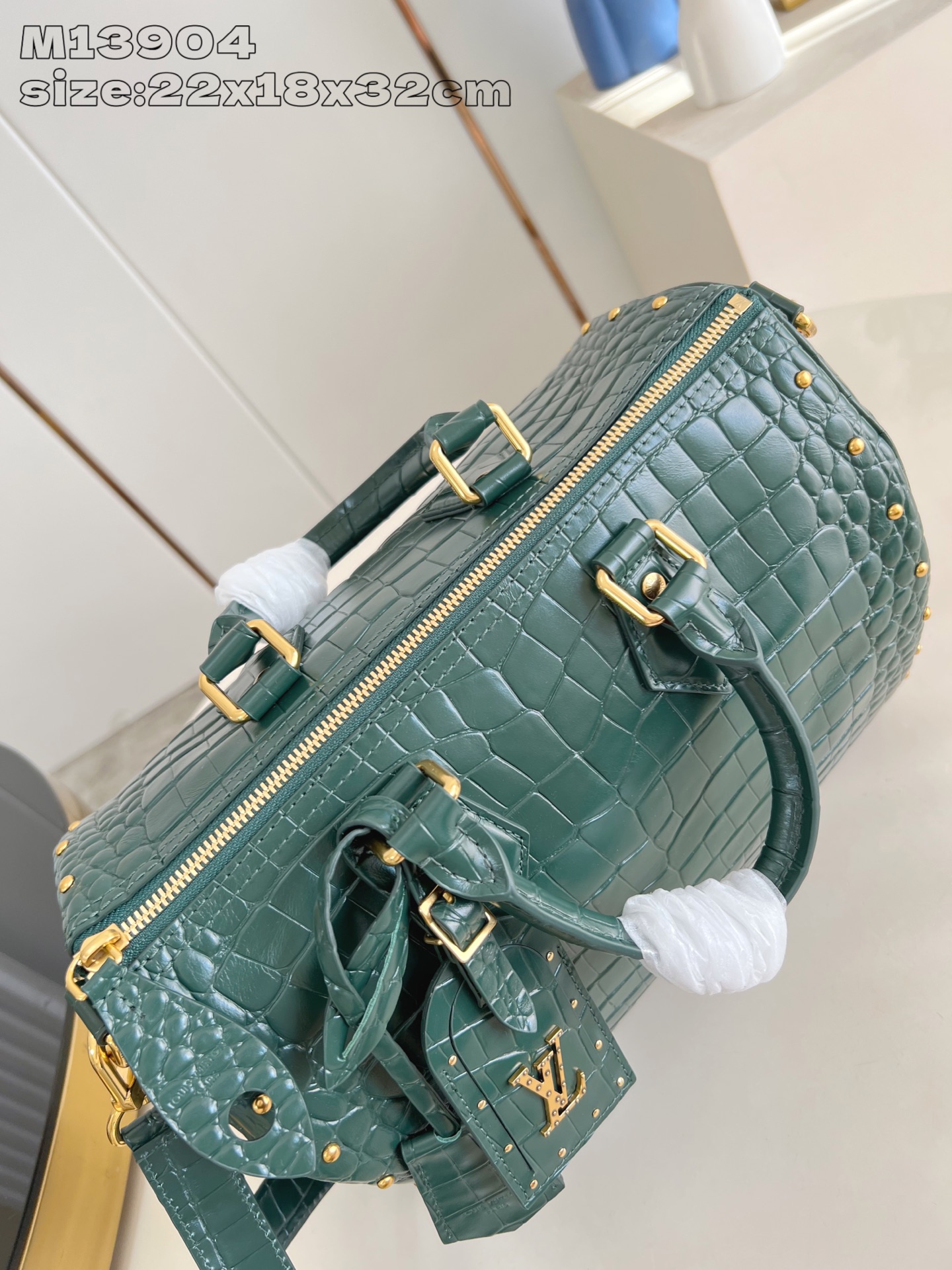 Louis Vuitton Basic Bag Cow Leather M-l-s