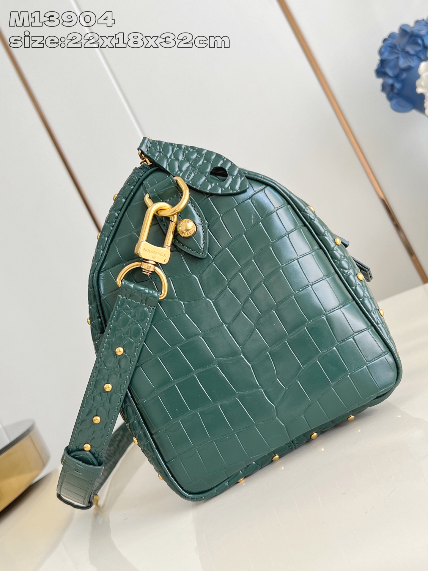 Louis Vuitton Basic Bag Cow Leather M-l-s