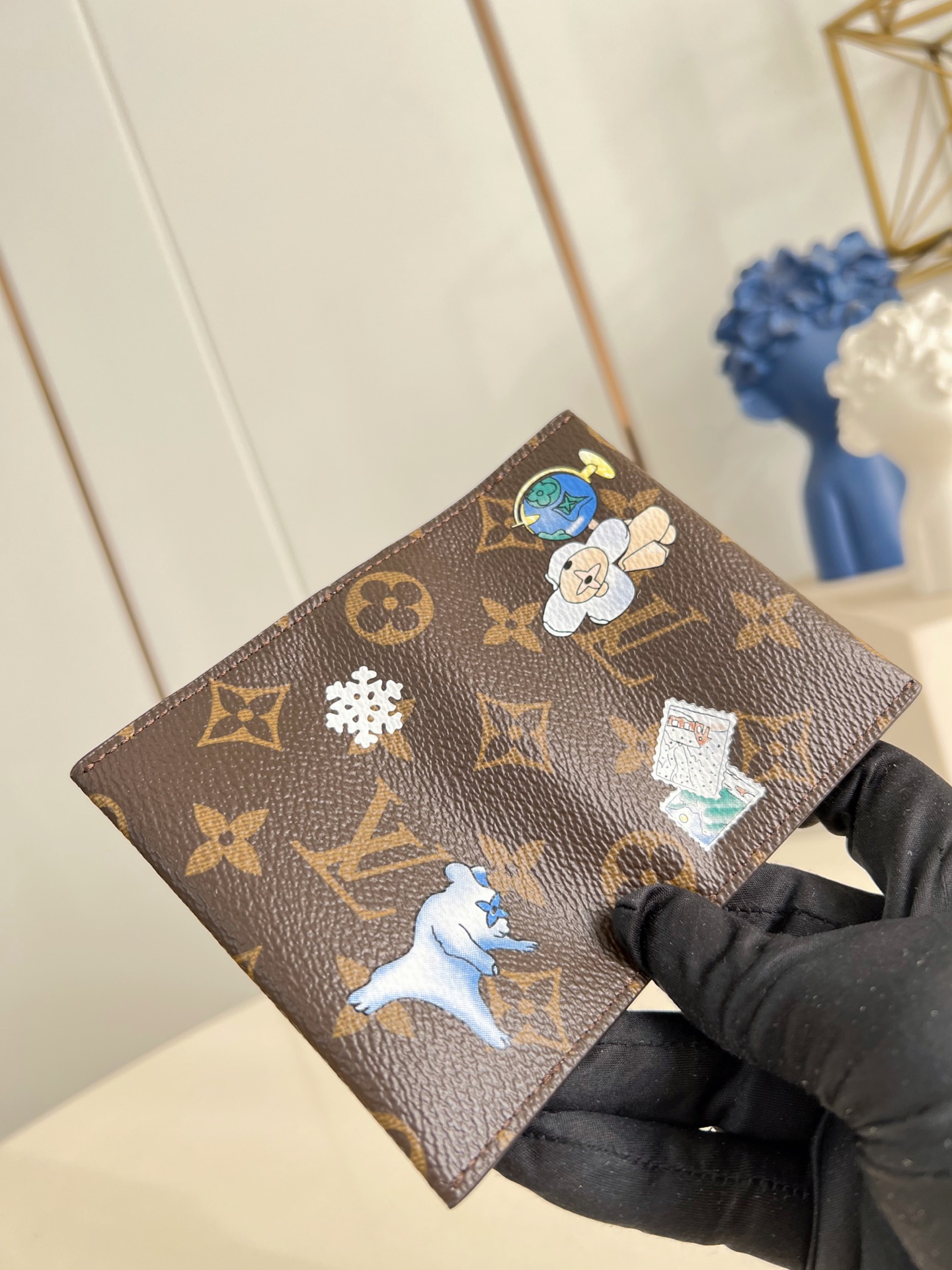 Louis Vuitton Basic Bag Canvas M-l-s