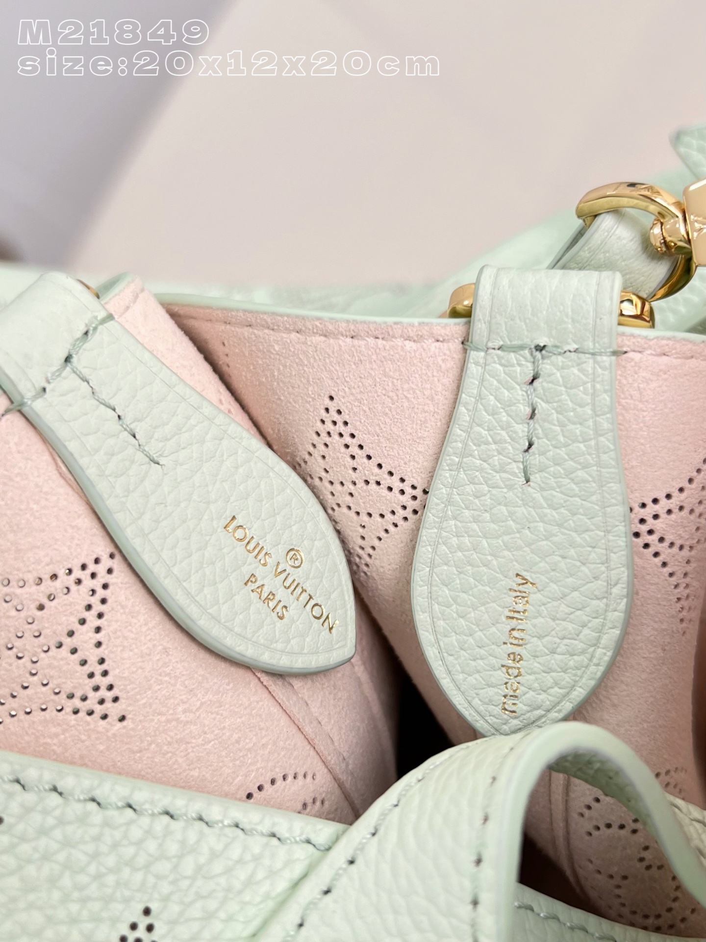 Louis Vuitton Basic Bag M-l-s