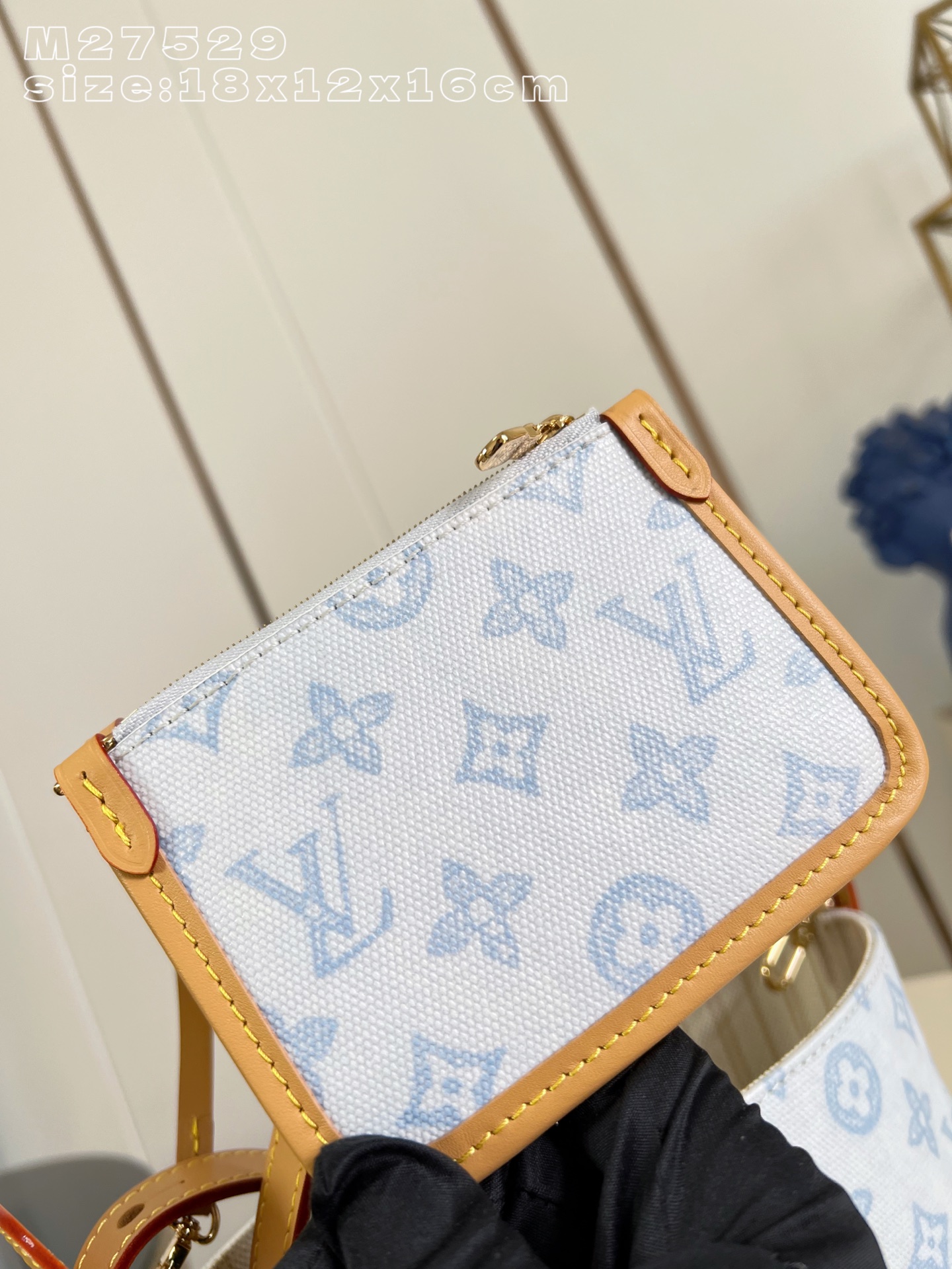 Louis Vuitton Basic Bag Cow Leather M-l