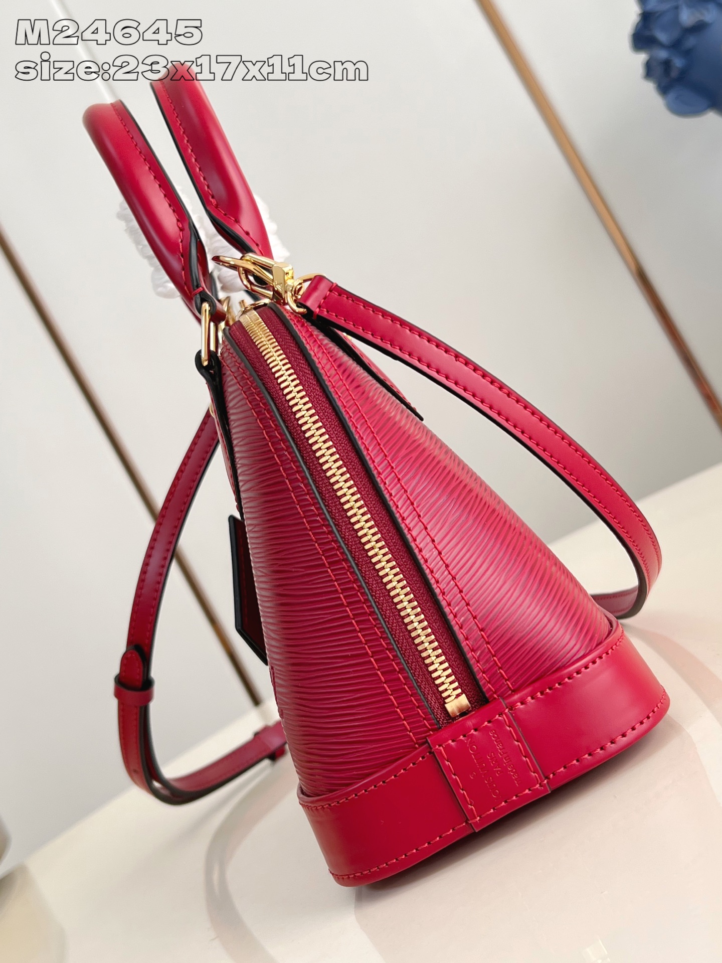 Louis Vuitton Basic Bag M-l