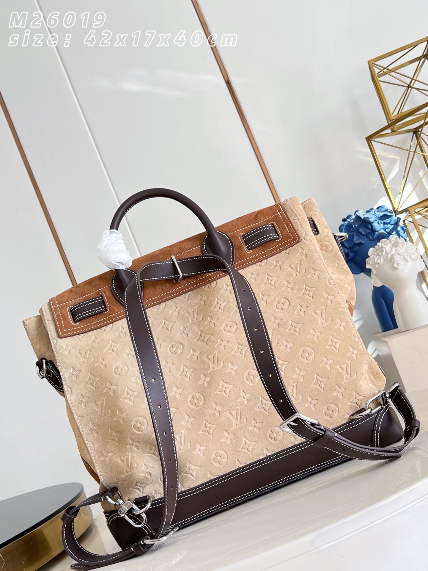Louis Vuitton Basic Bag M-l-s