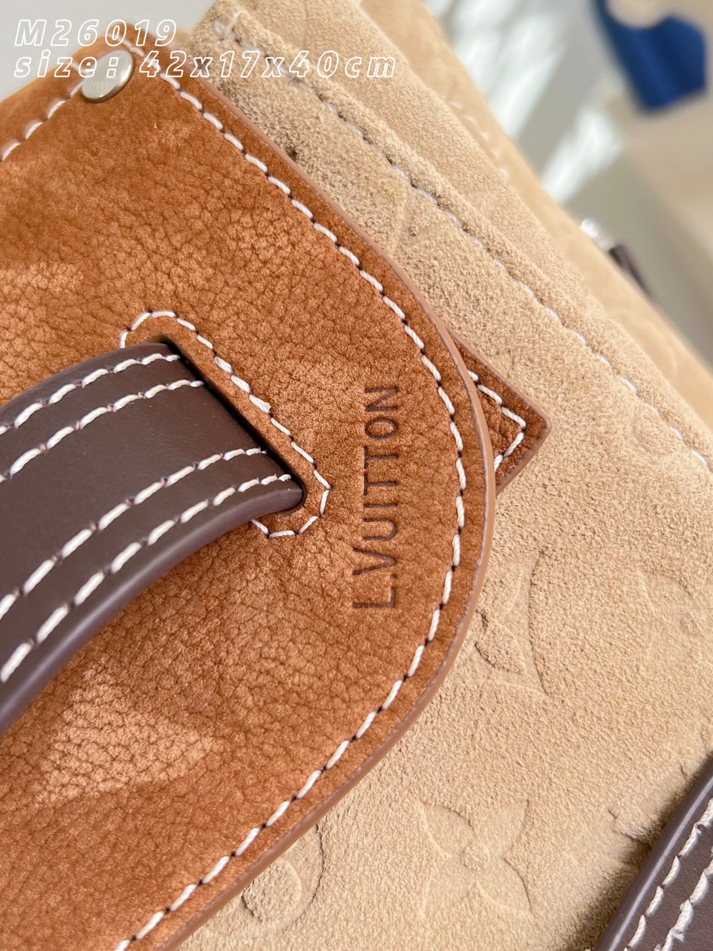 Louis Vuitton Basic Bag M-l-s