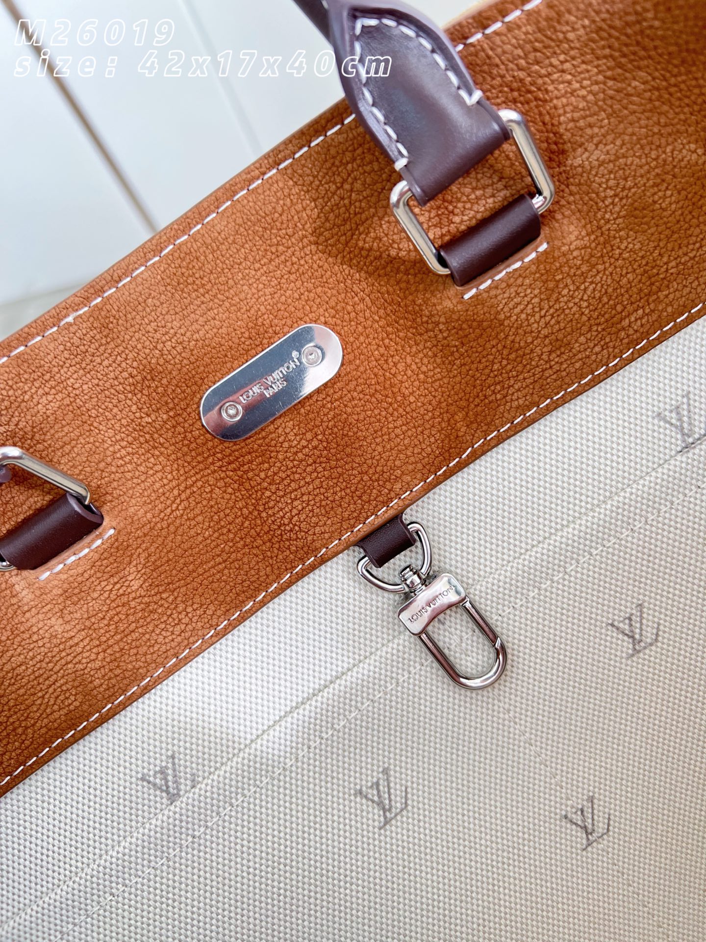 Louis Vuitton Basic Bag M-l-s