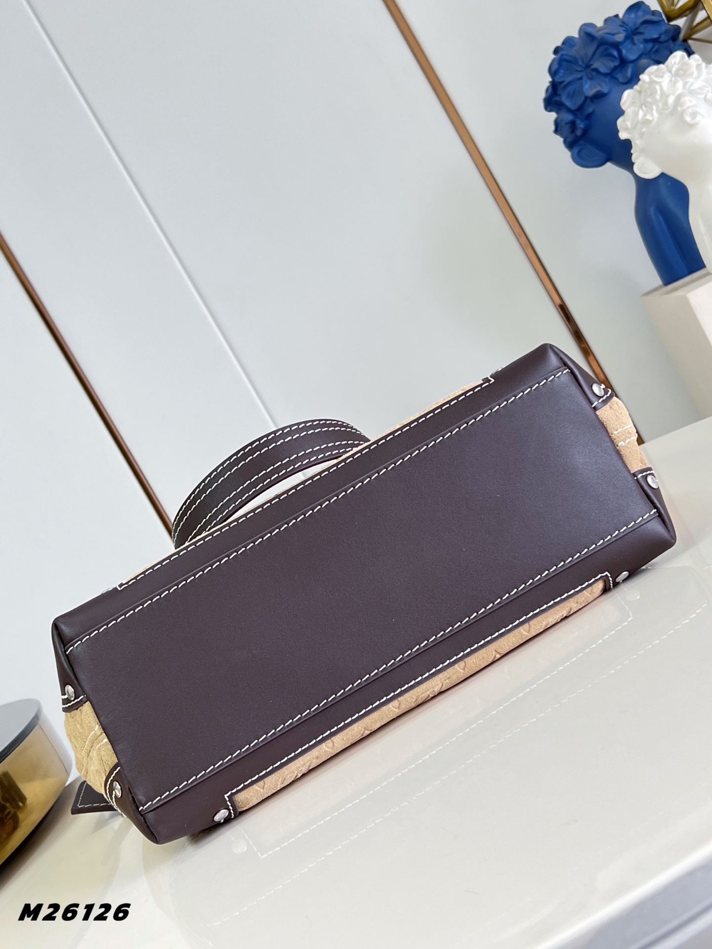 Louis Vuitton Basic Bag Canvas M-s