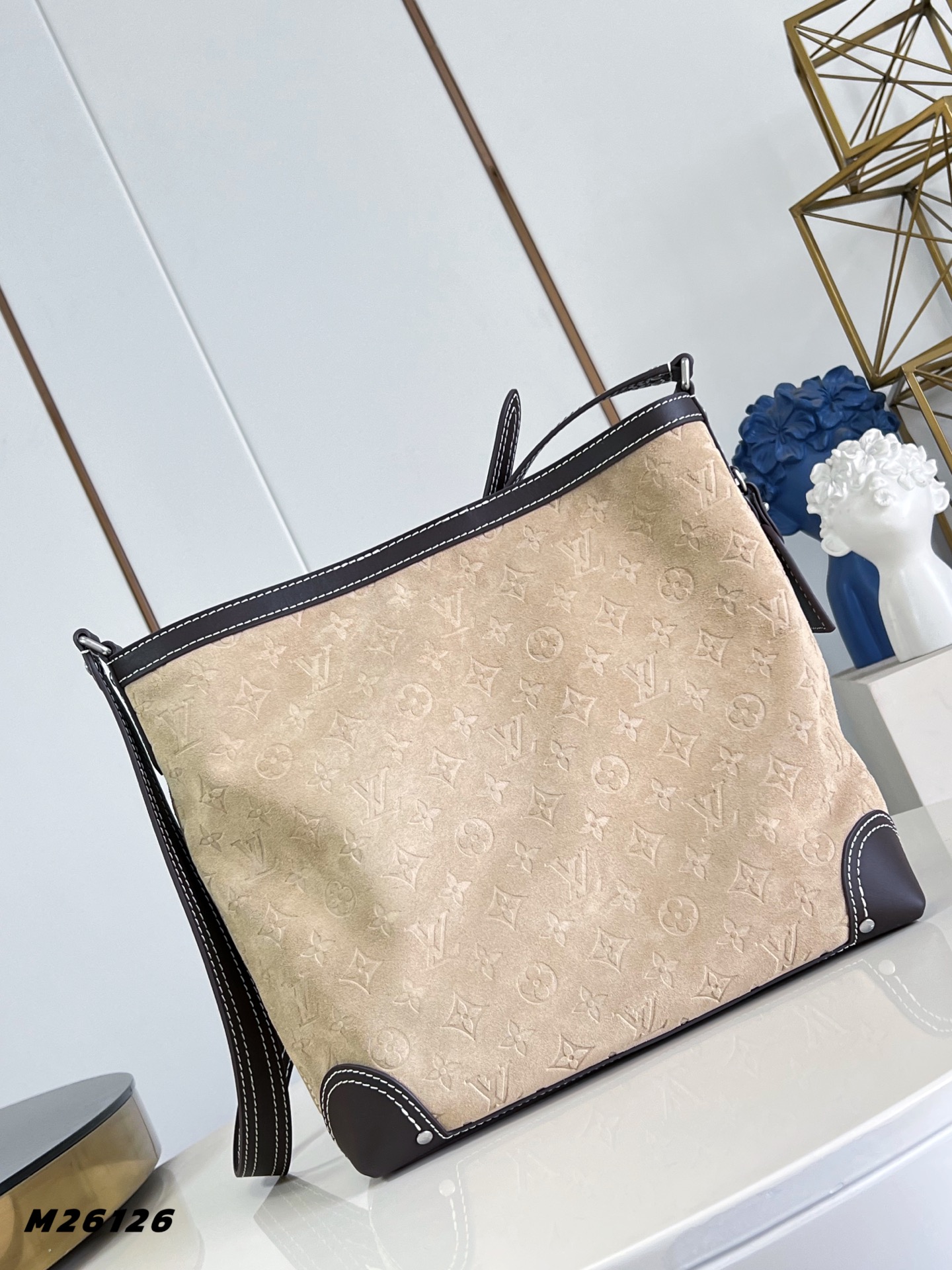 Louis Vuitton Basic Bag Canvas M-s