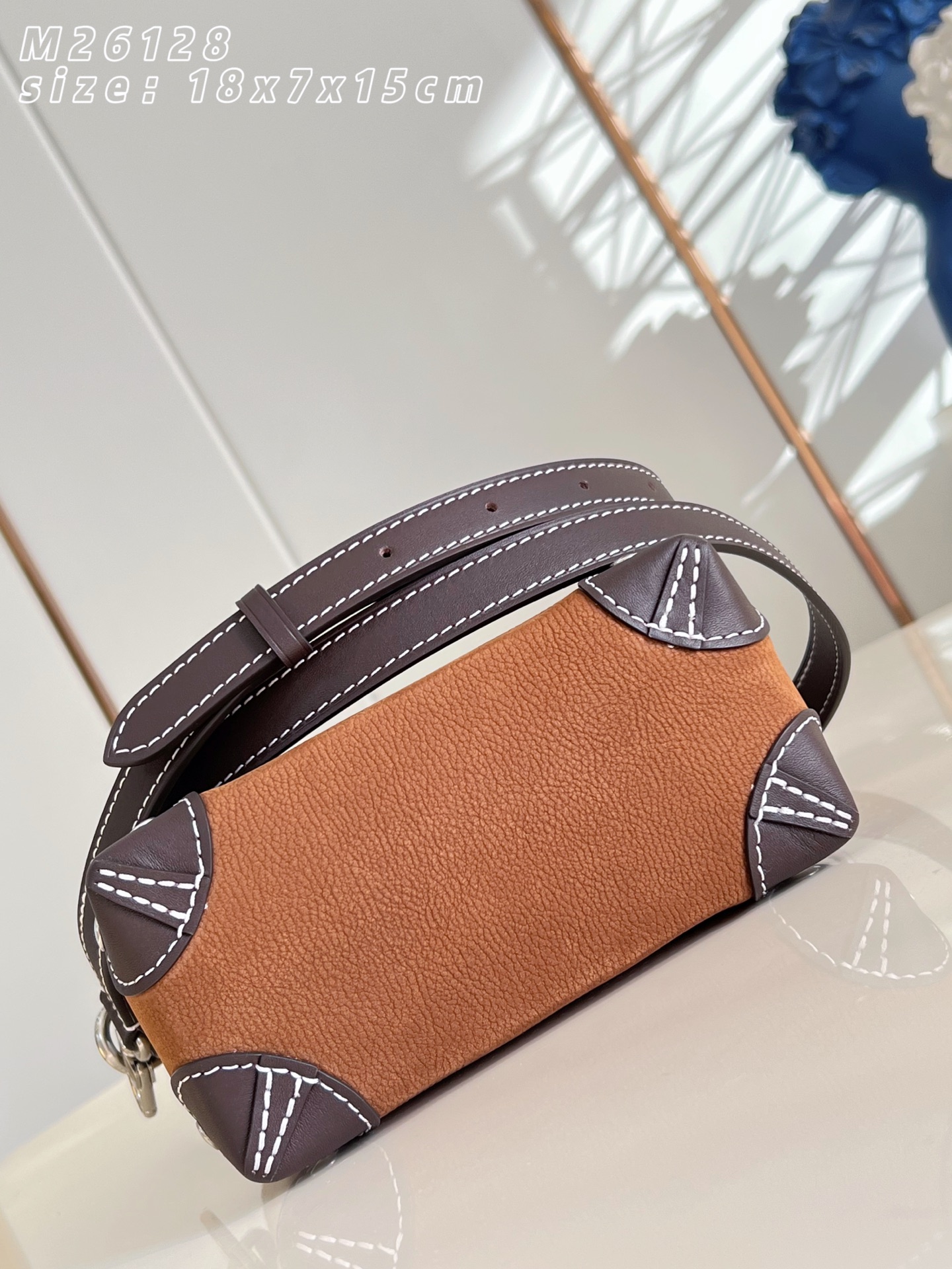 Louis Vuitton Basic Bag M-l-s