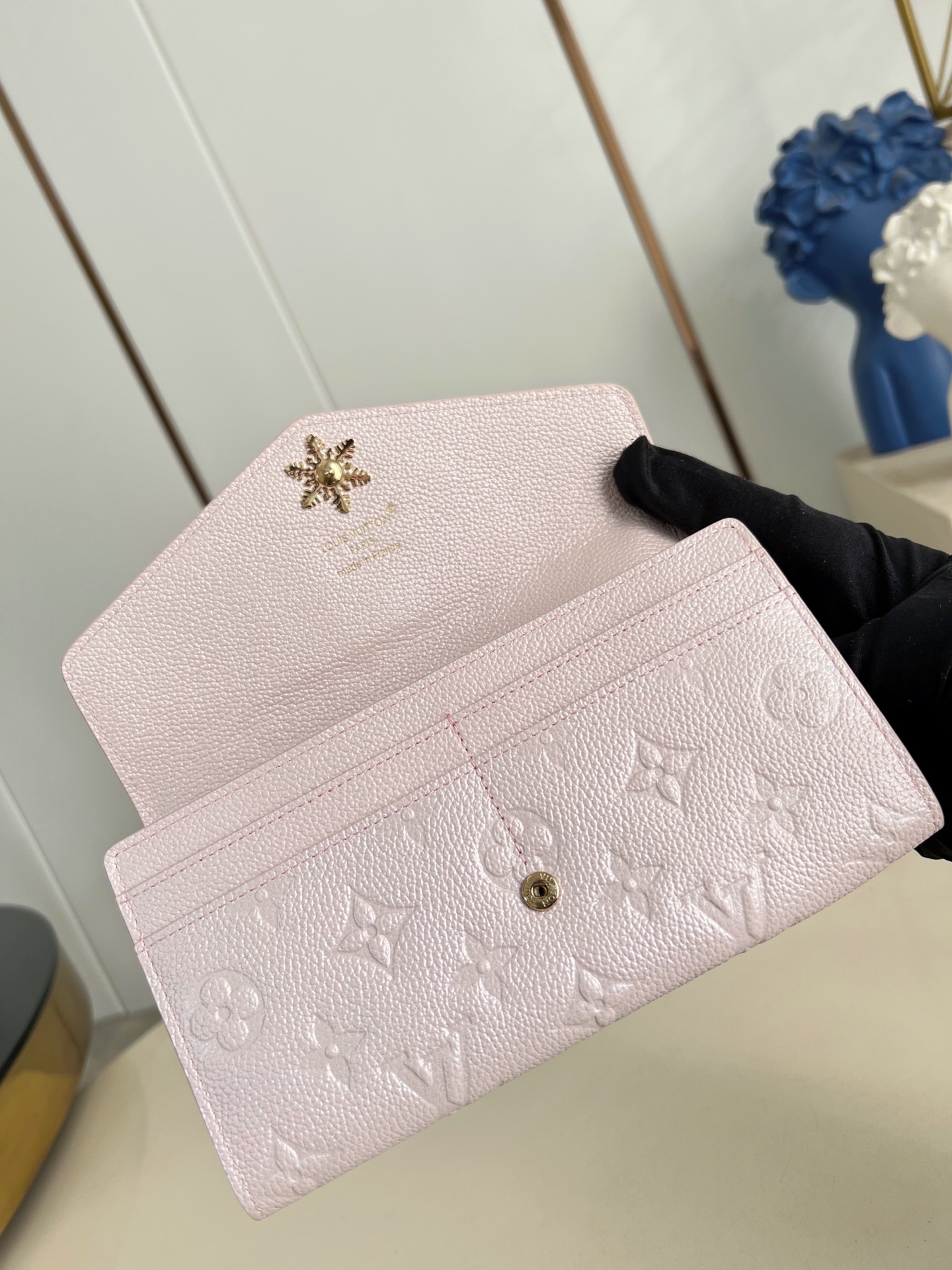 Louis Vuitton Basic Bag M-s