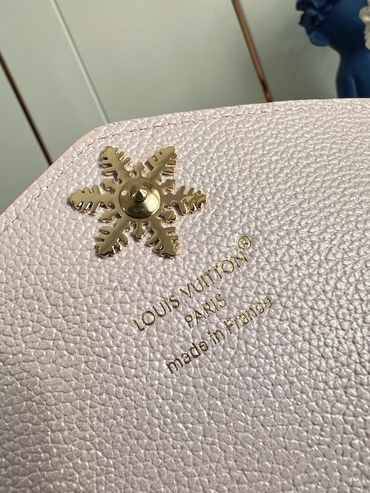 Louis Vuitton Basic Bag M-s