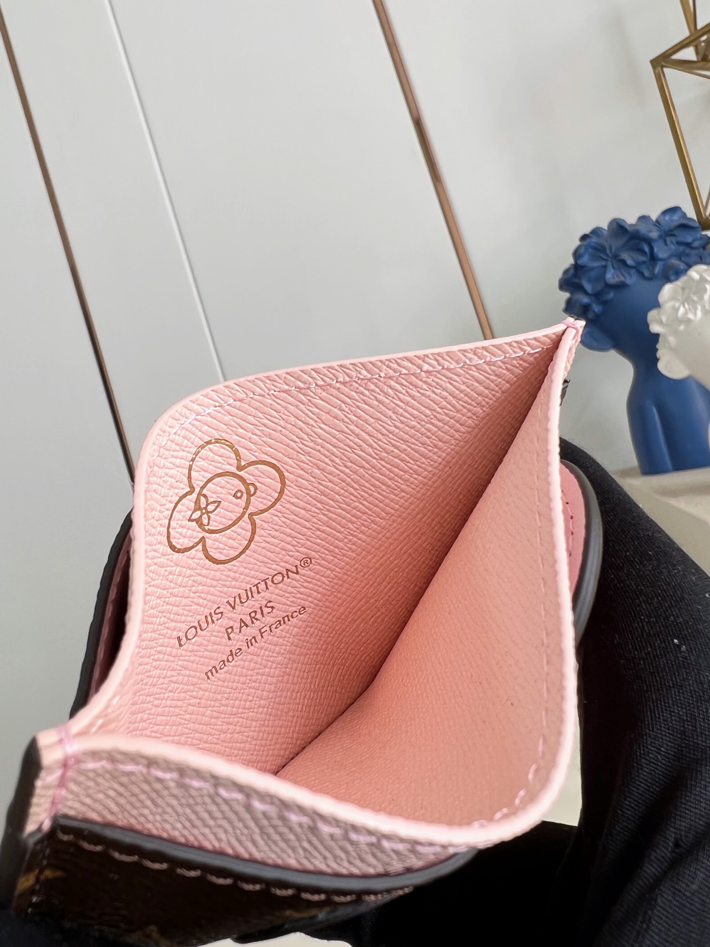 Louis Vuitton Basic Bag Canvas M