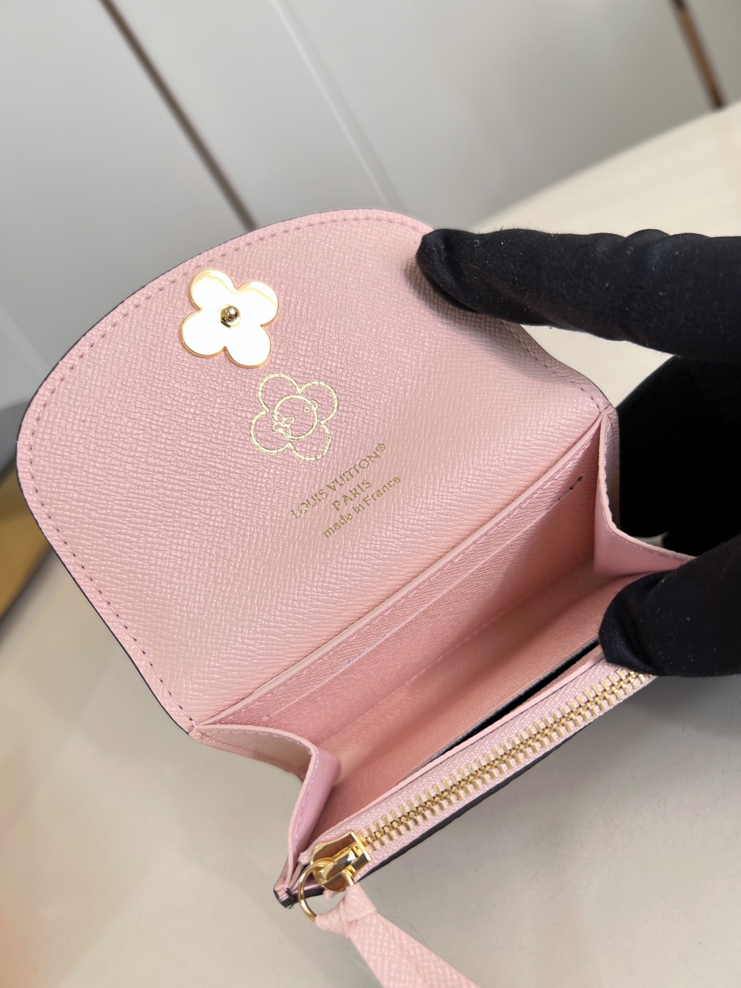 Louis Vuitton Basic Bag Canvas M-l-s