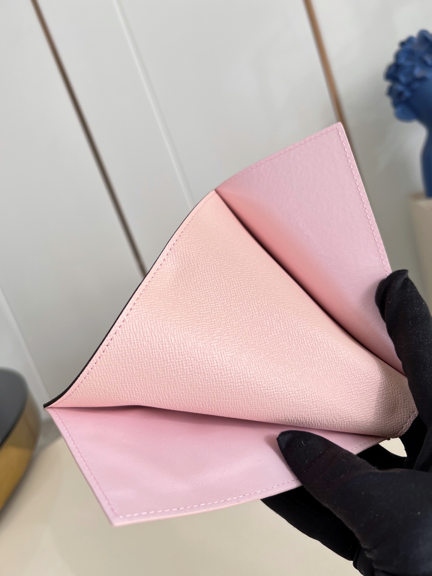 Louis Vuitton Basic Bag Canvas M-l