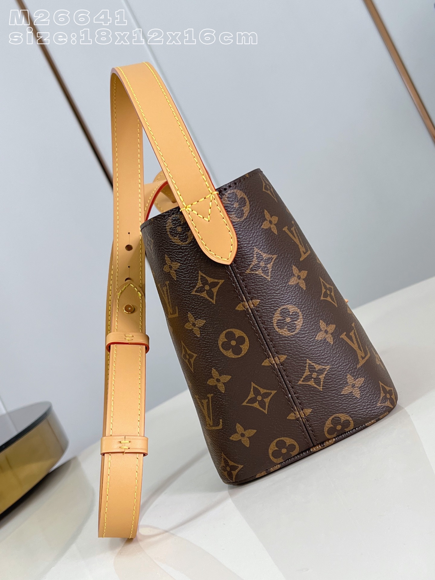 Louis Vuitton Basic Bag Canvas Foldable M-l