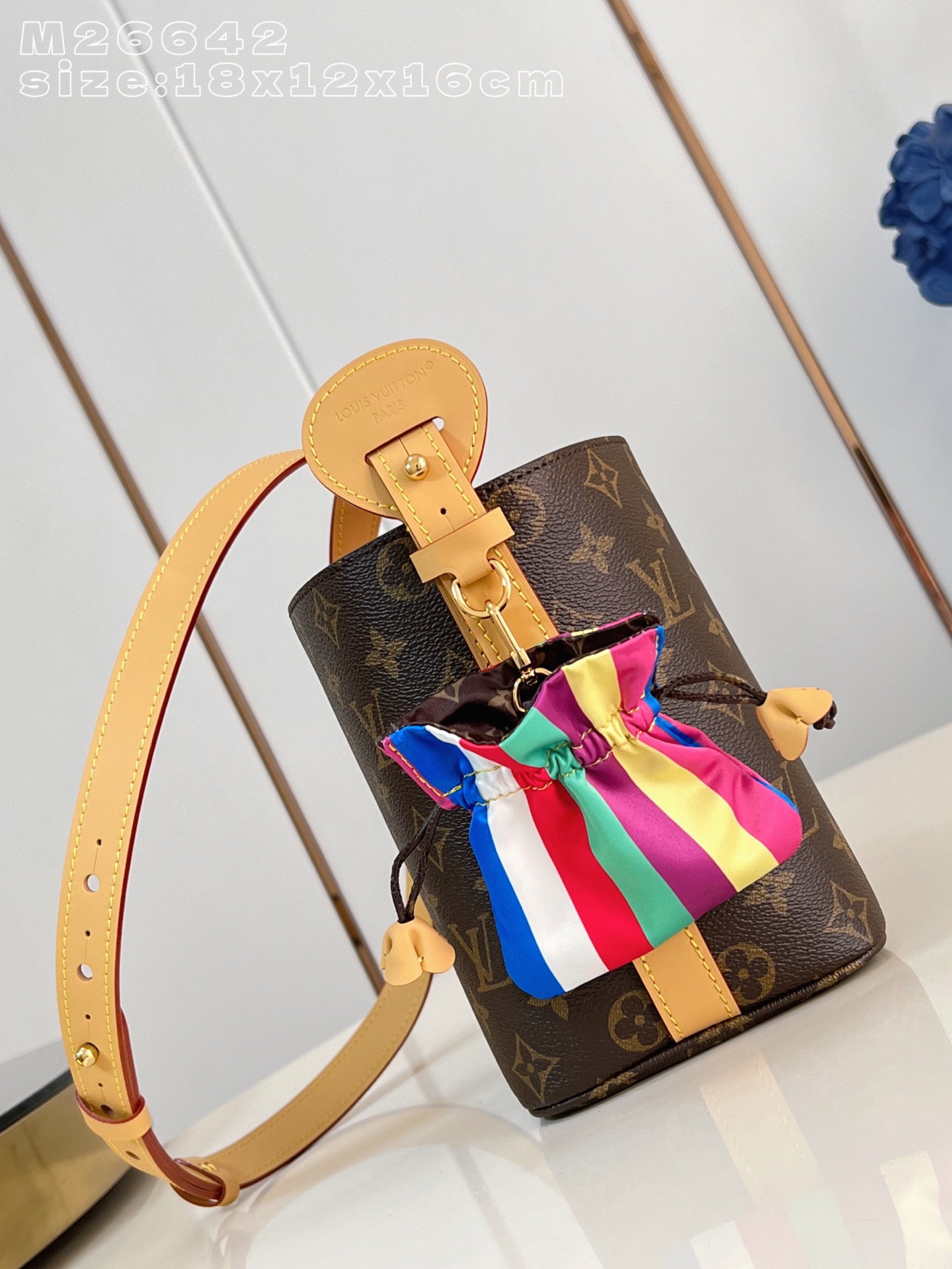 Louis Vuitton Basic Bag Canvas Foldable M-l