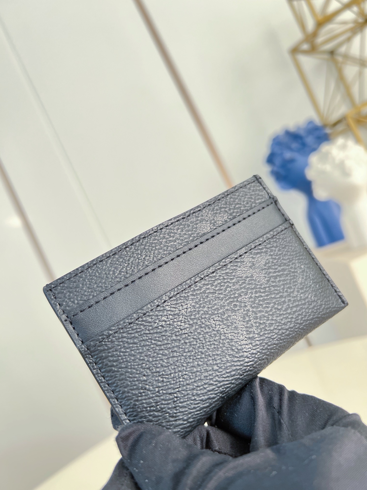 Louis Vuitton Basic Bag Canvas M-l-s