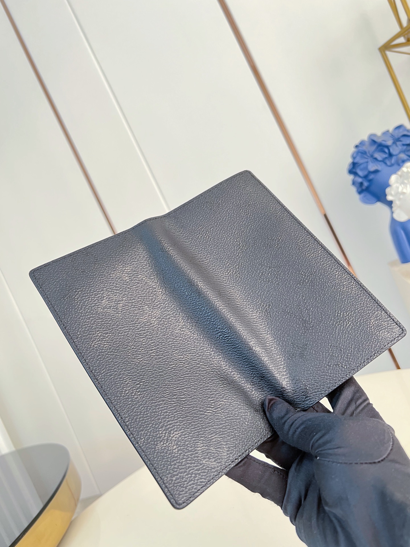 Louis Vuitton Basic Bag Canvas M-l-s