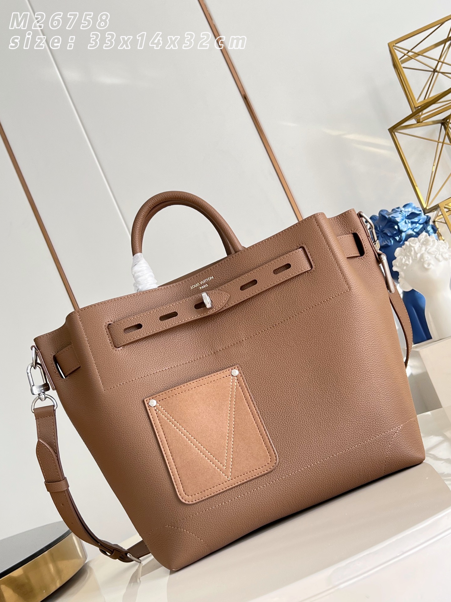 Louis Vuitton Basic Bag Cow Leather M-l-s