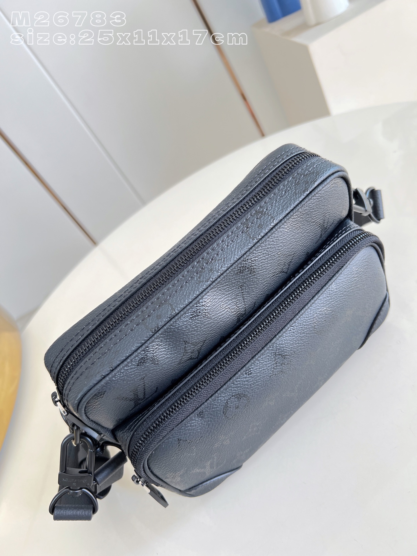 Louis Vuitton Crossbody Bag Canvas M-l