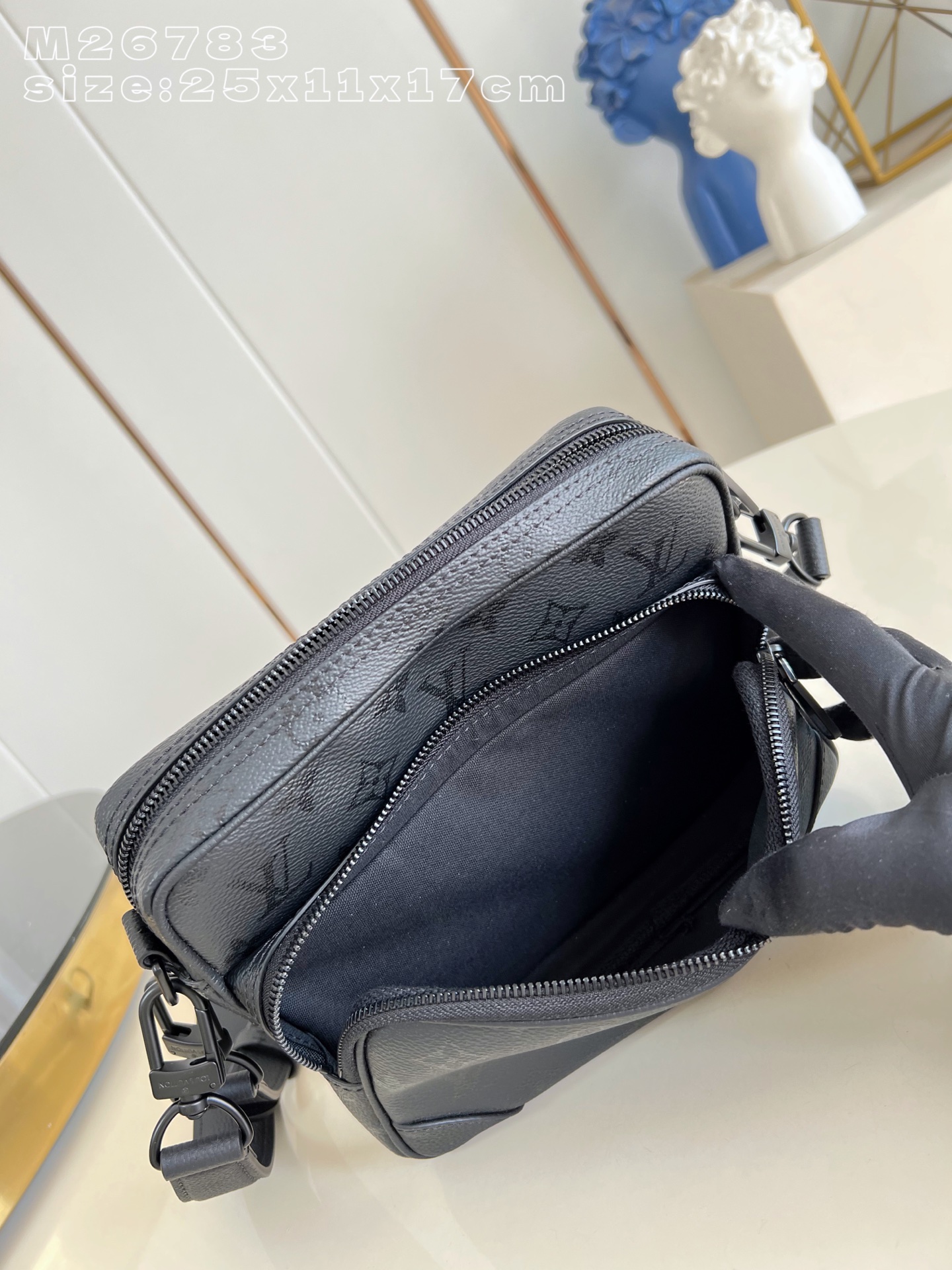 Louis Vuitton Crossbody Bag Canvas M-l