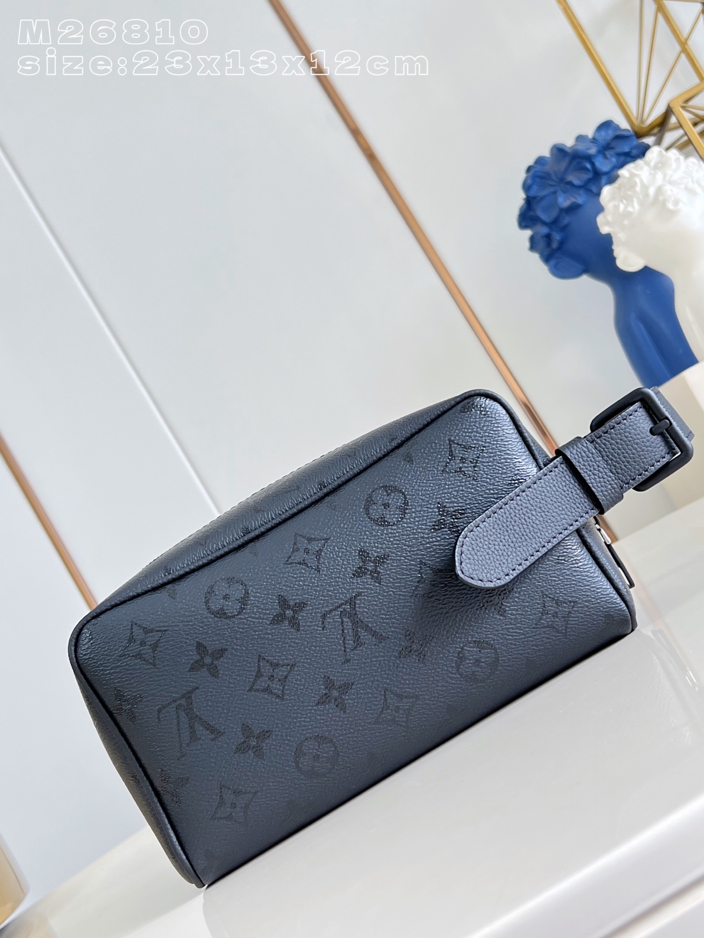 Louis Vuitton Basic Bag Canvas M-l