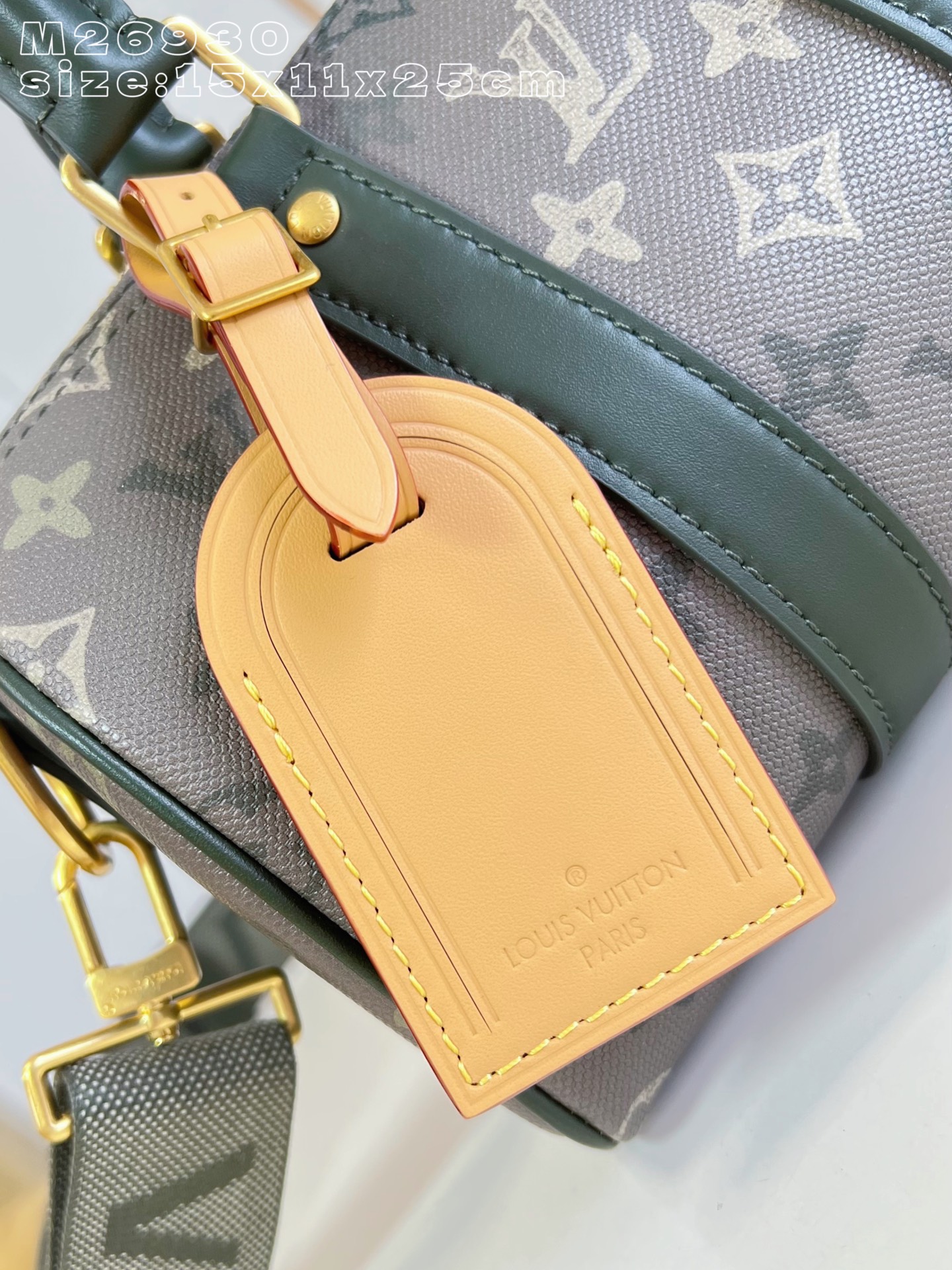 Louis Vuitton Basic Bag Canvas M-l-s