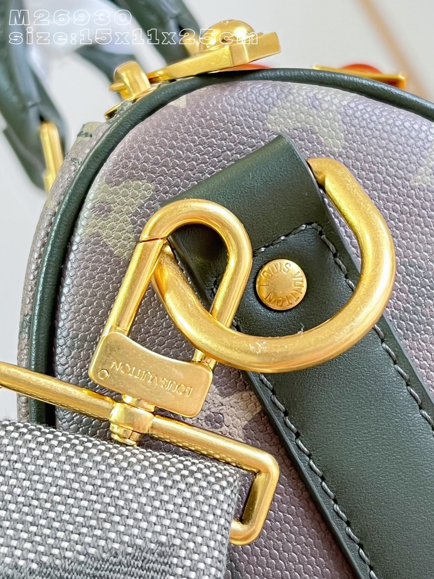 Louis Vuitton Basic Bag Canvas M-l-s