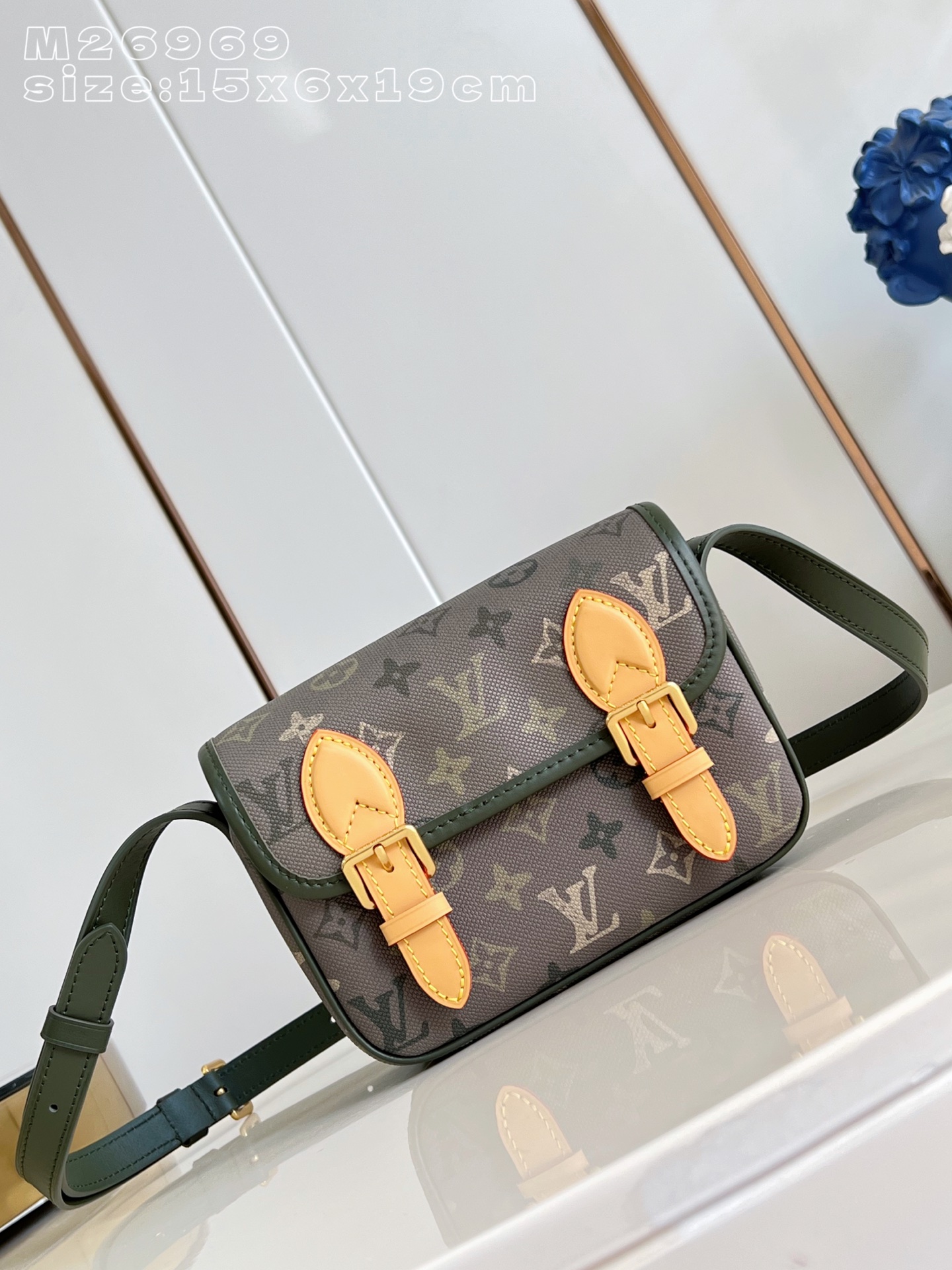 Louis Vuitton Messenger Bag Canvas M-l-s