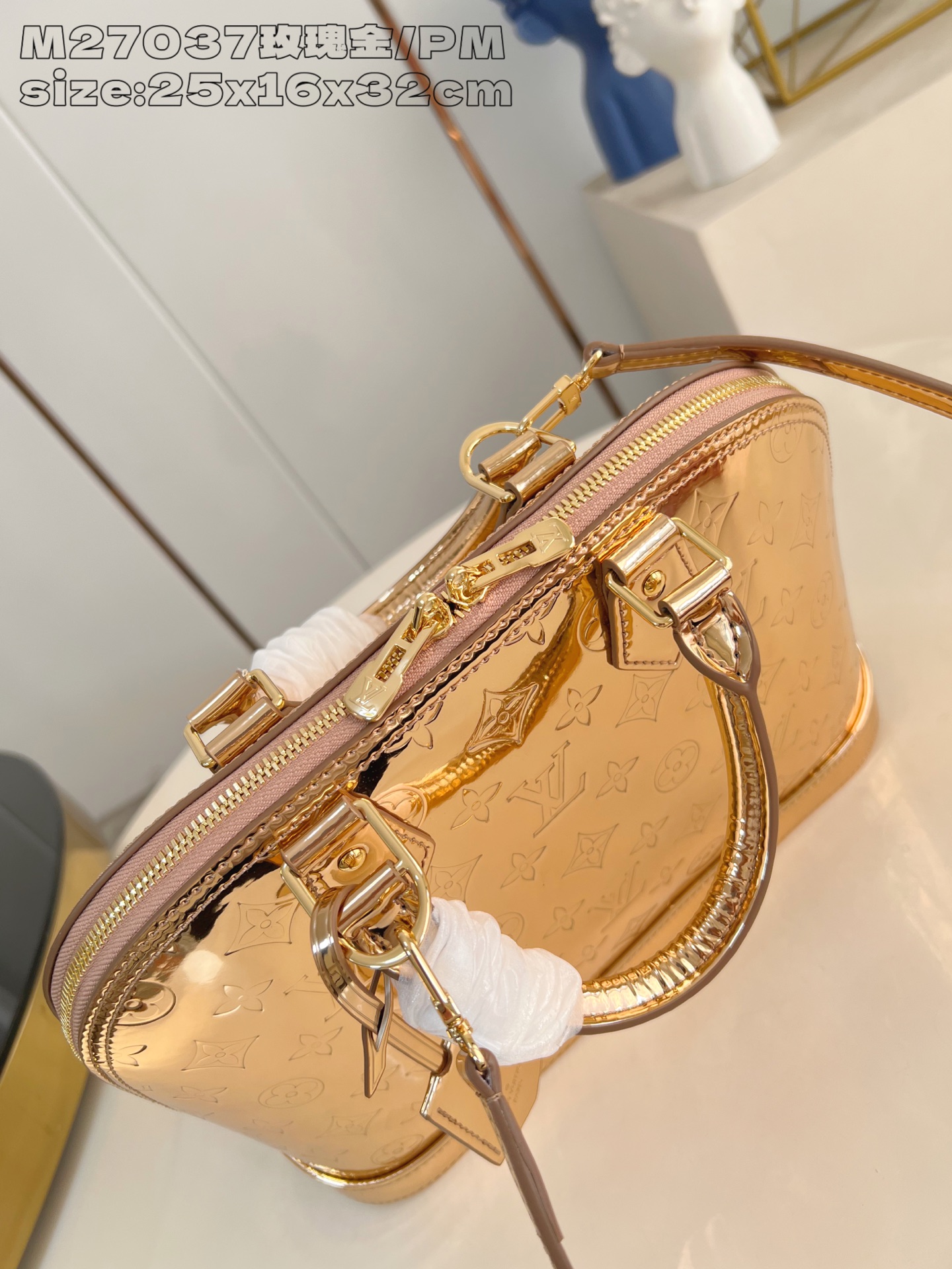 Louis Vuitton Basic Bag M-l