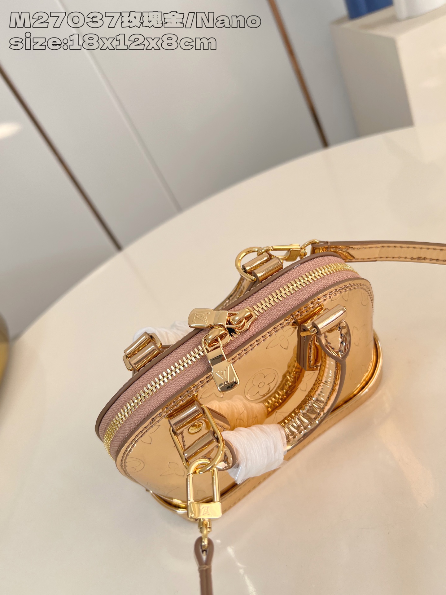 Louis Vuitton Basic Bag M-l-s