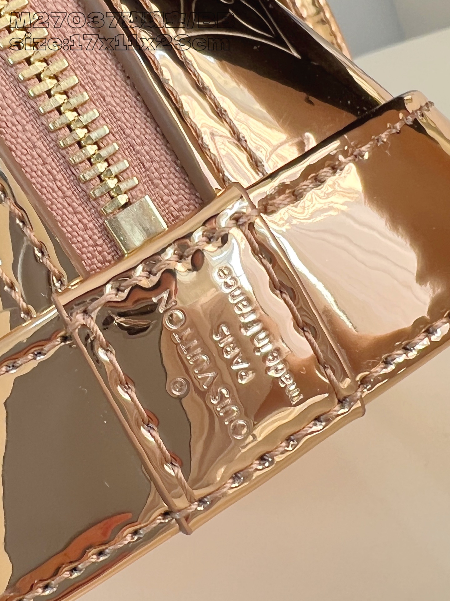 Louis Vuitton Basic Bag Canvas M-l-s