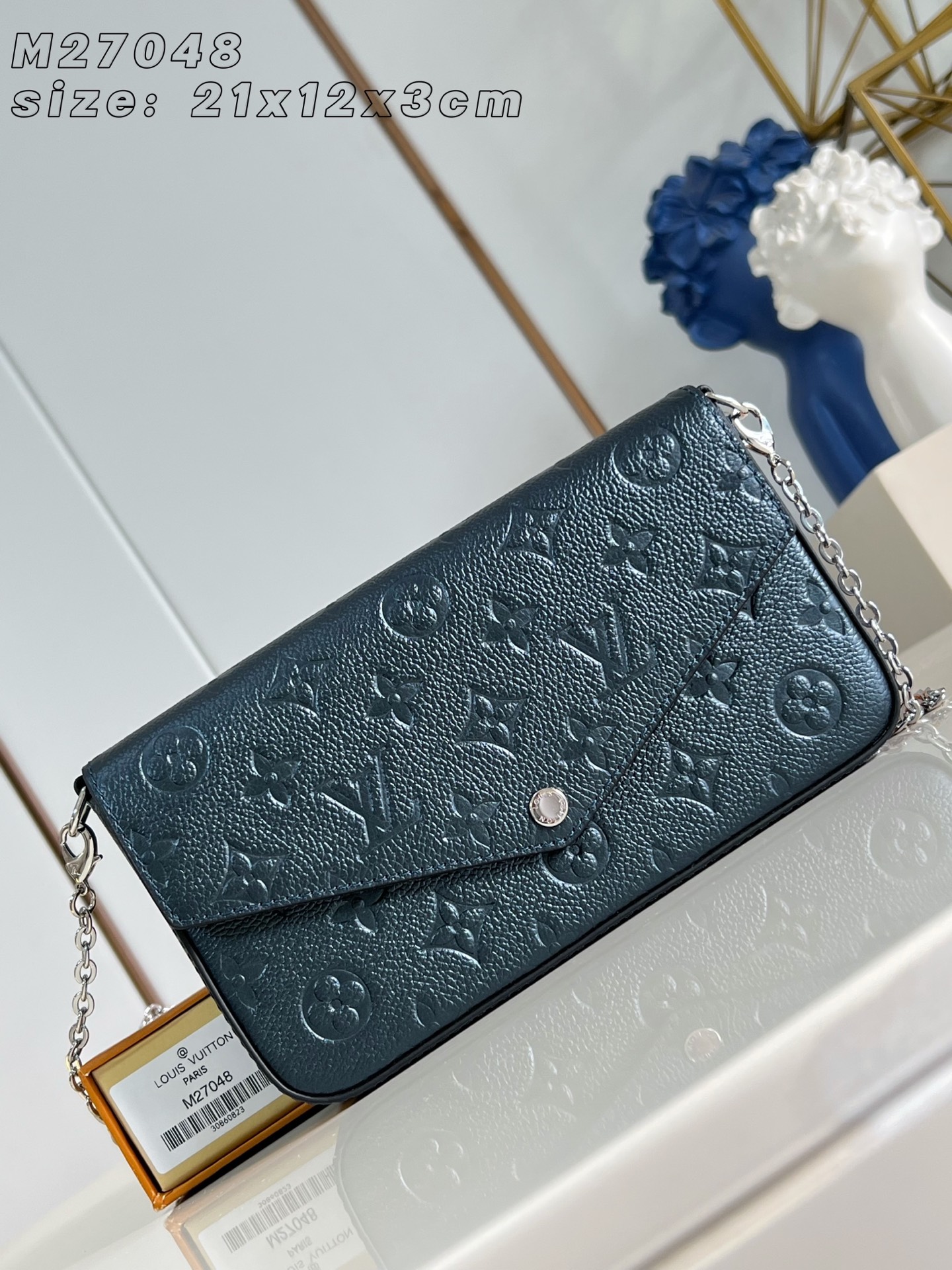 Louis Vuitton Basic Bag Canvas M-l