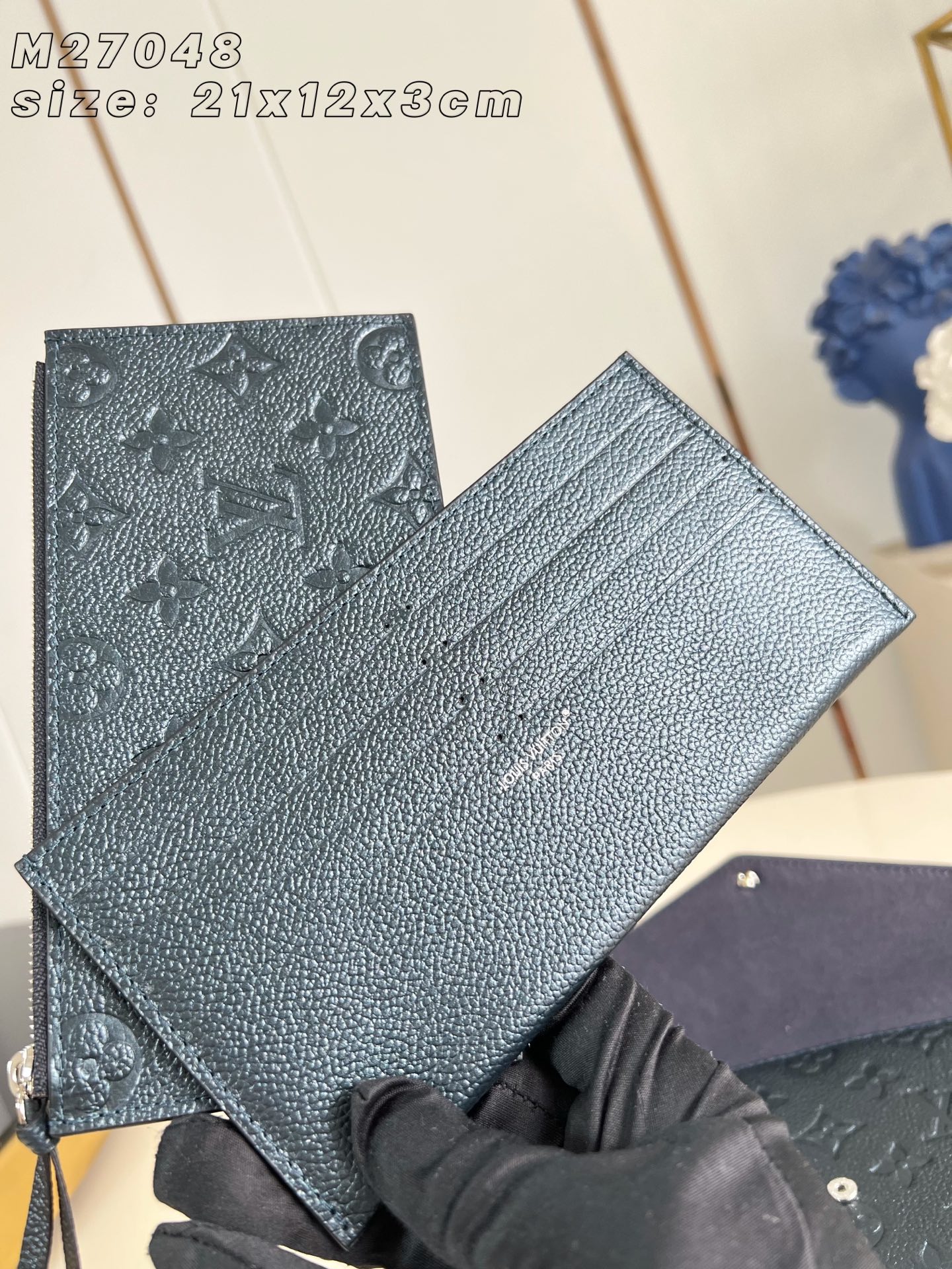 Louis Vuitton Basic Bag Canvas M-l