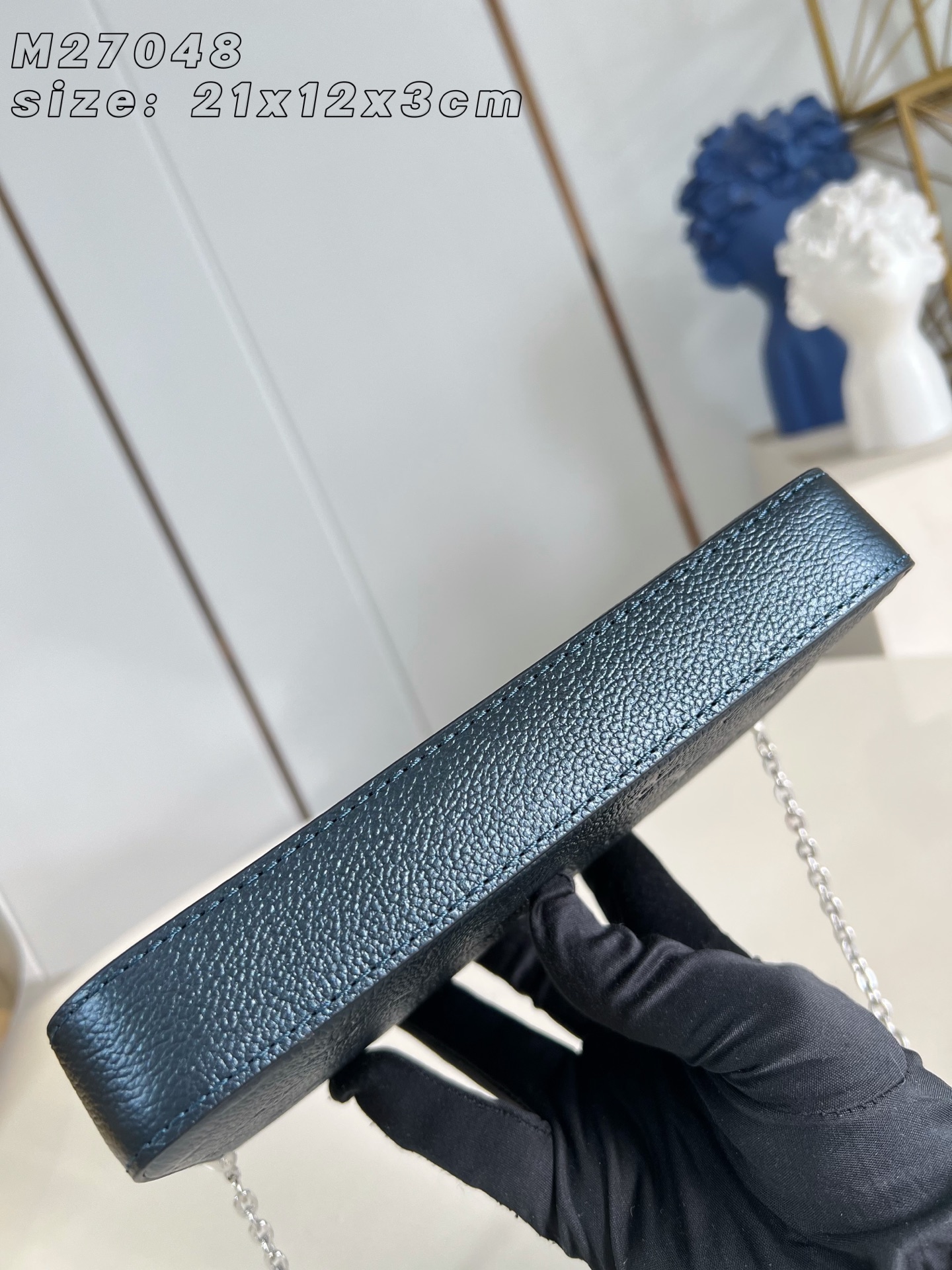 Louis Vuitton Basic Bag Canvas M-l