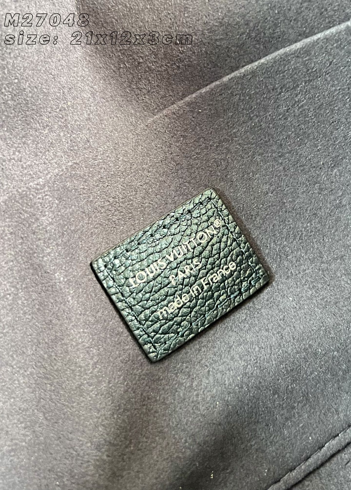 Louis Vuitton Basic Bag Canvas M-l