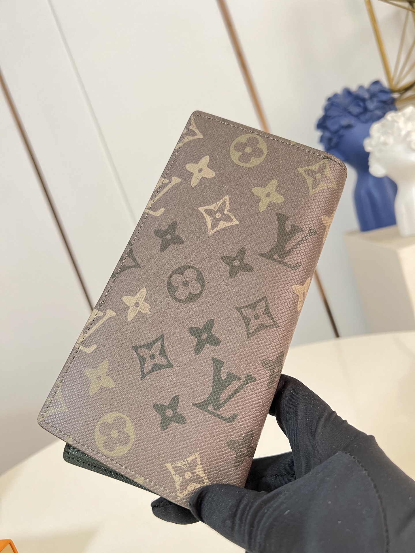 Louis Vuitton Basic Bag Canvas M-l-s