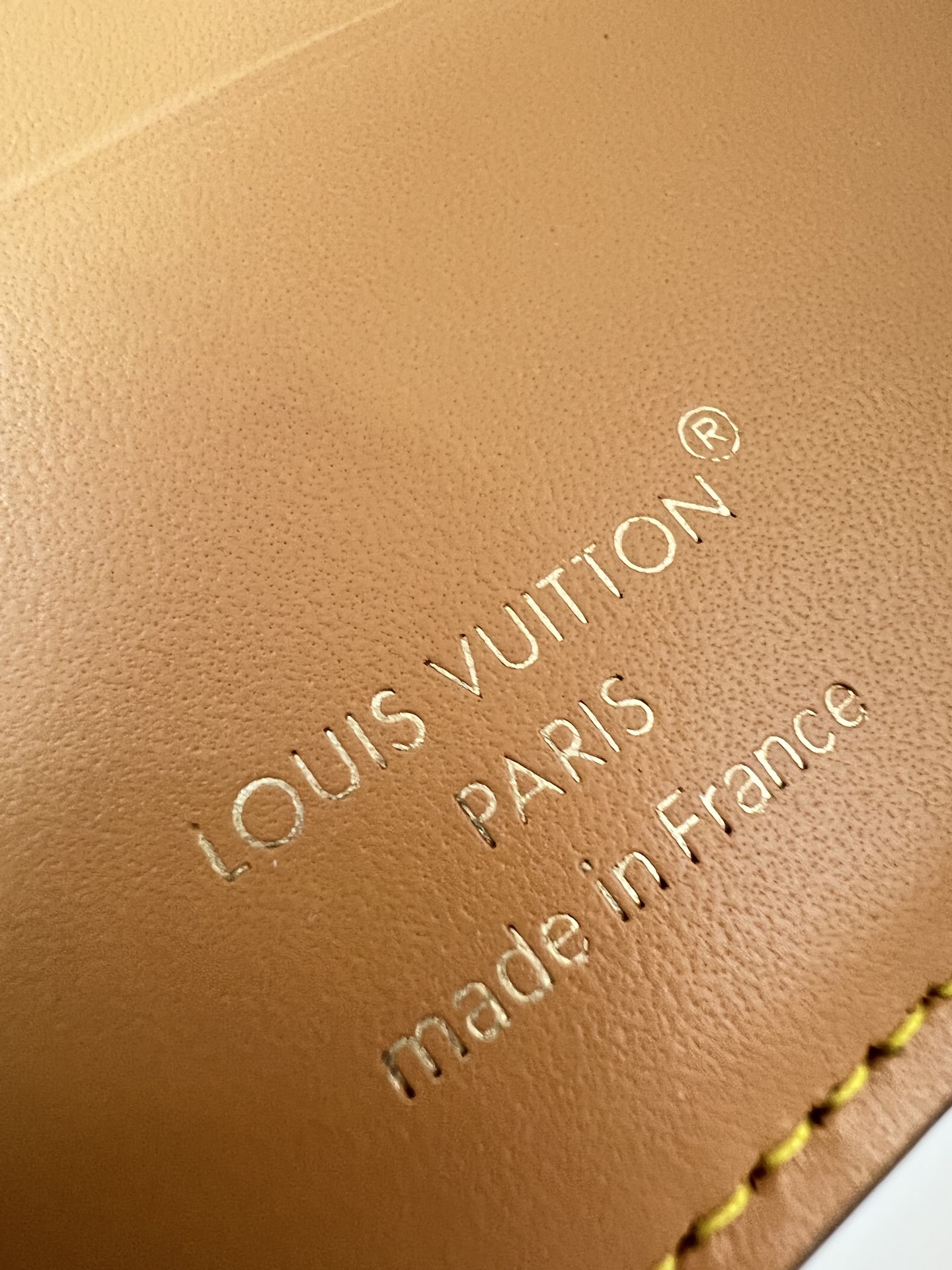 Louis Vuitton Basic Bag Canvas M-l